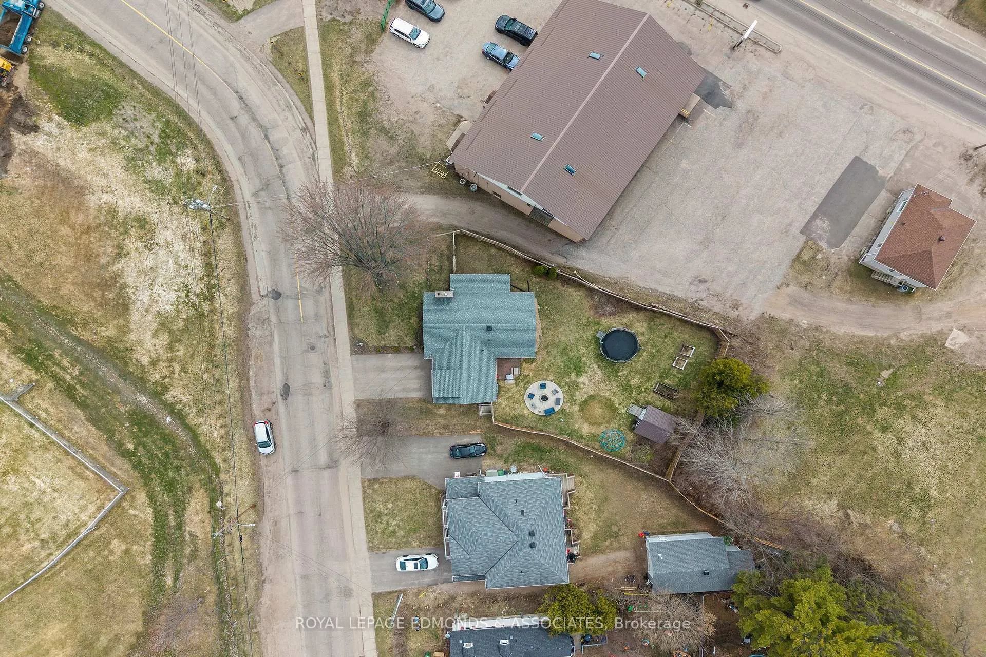 Photo 34 of 184 Riverside Drive, Pembroke — HOMEH