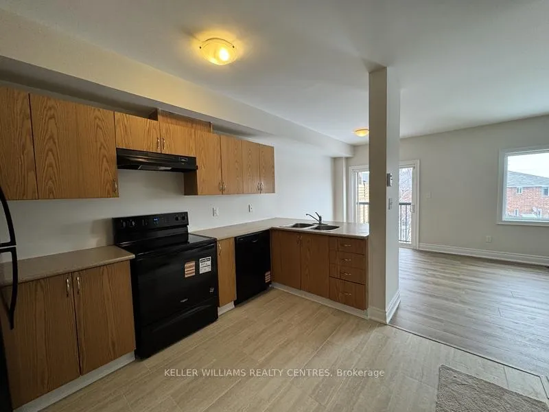 Photo 4 of Unit 55, 175 Stanley Street, Barrie, East Bayfield — HOMEH