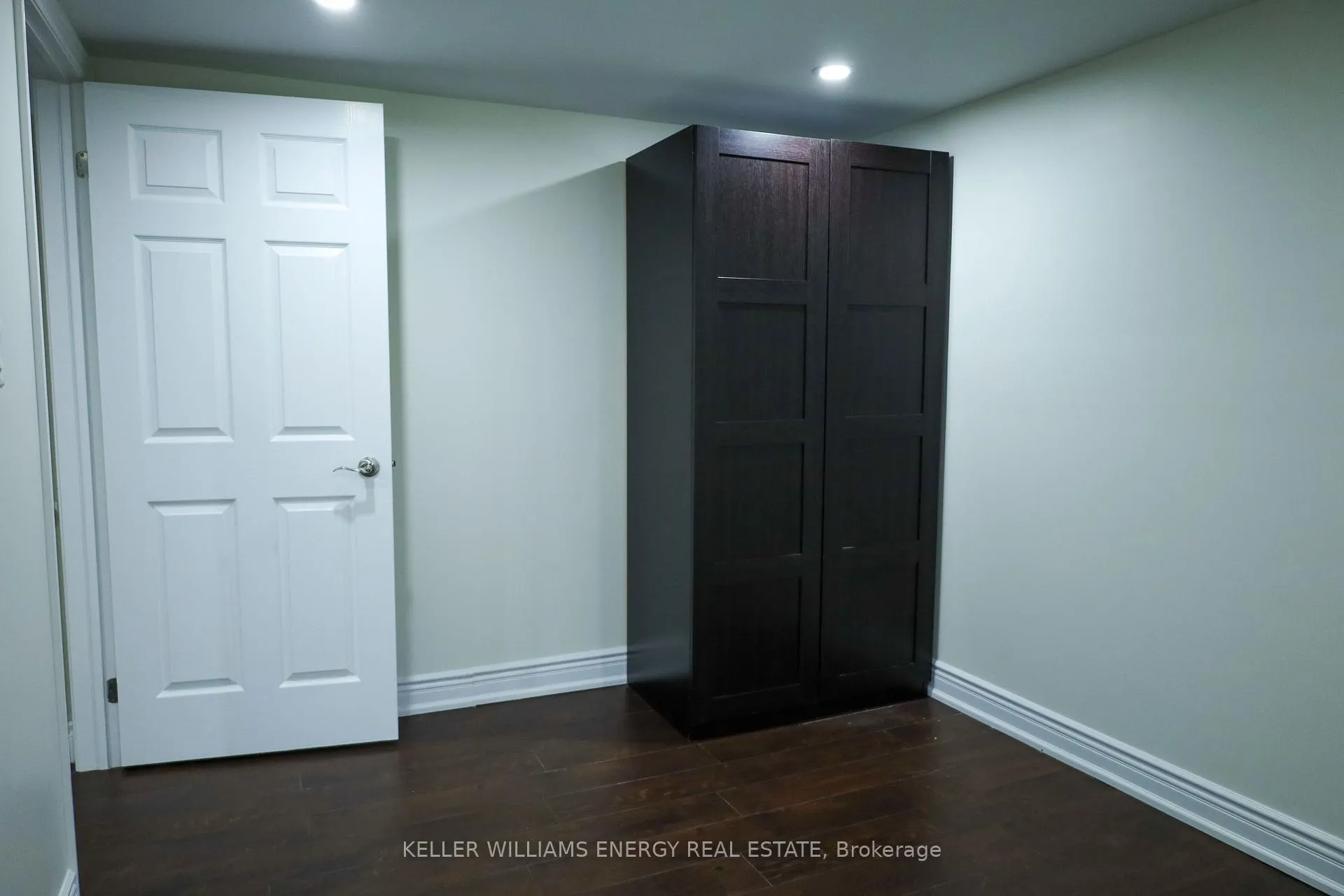 Photo 9 of Unit Basement, 704 Oshawa Boulevard N, Oshawa, Centennial — HOMEH