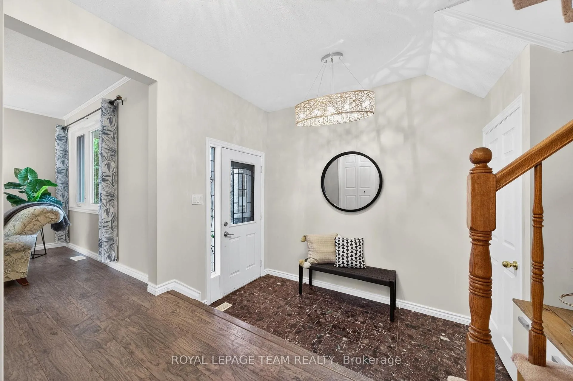 Photo 3 of 23 Inwood Drive, Ottawa, Kanata - Bridlewood — HOMEH