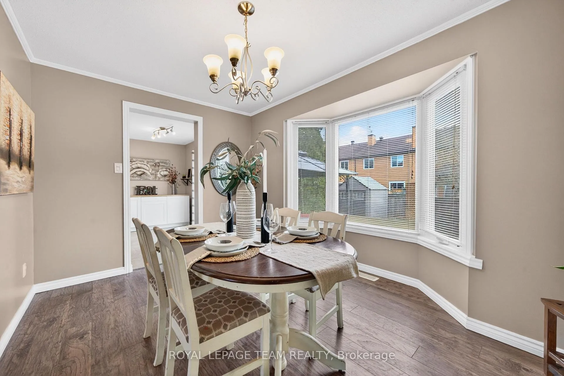 Photo 9 of 23 Inwood Drive, Ottawa, Kanata - Bridlewood — HOMEH