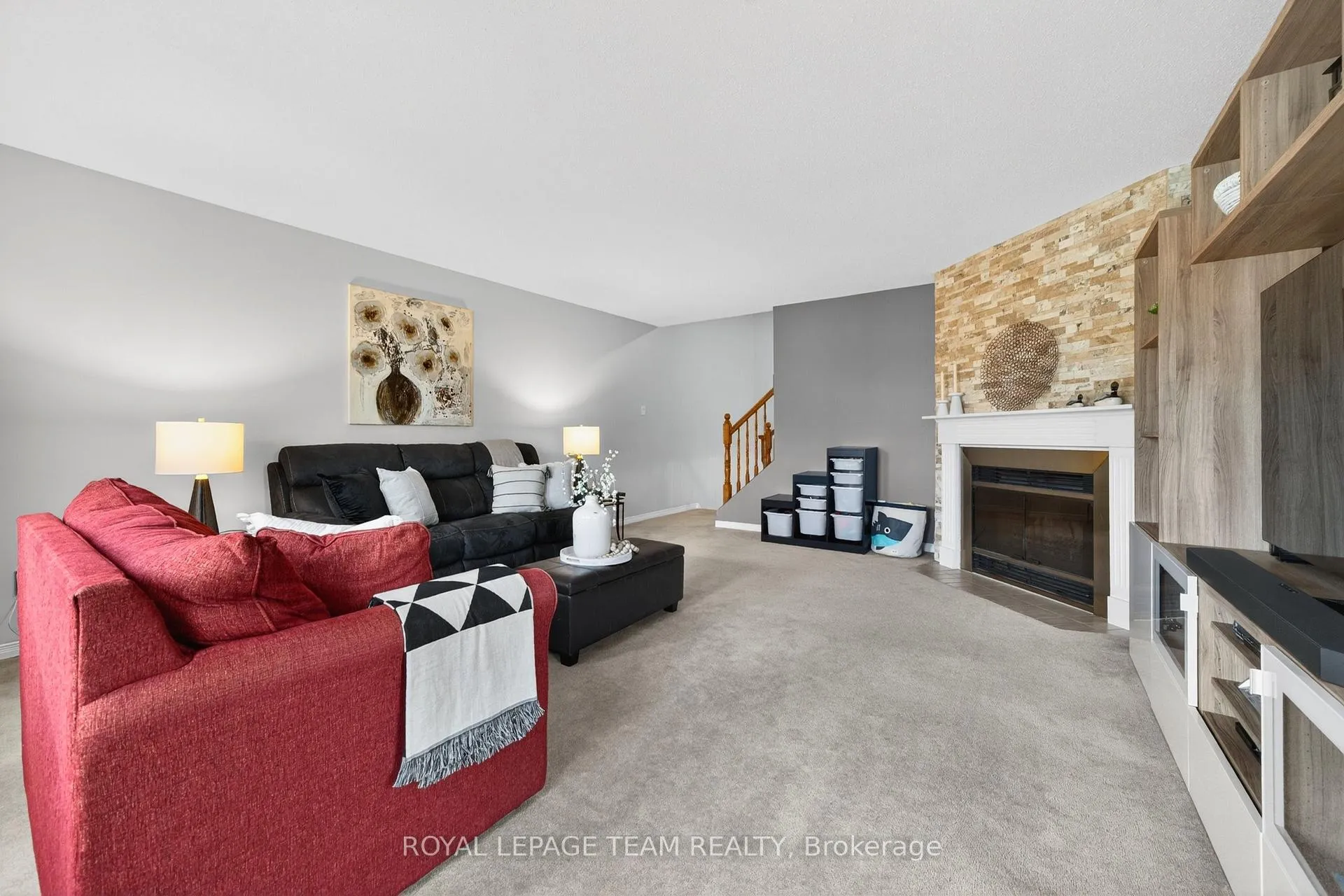 Photo 24 of 23 Inwood Drive, Ottawa, Kanata - Bridlewood — HOMEH