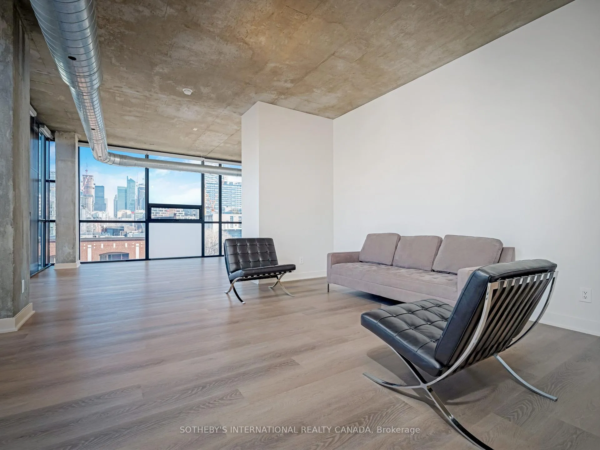 Photo 15 of Unit 605, 60 Bathurst Street, Toronto, Niagara — HOMEH