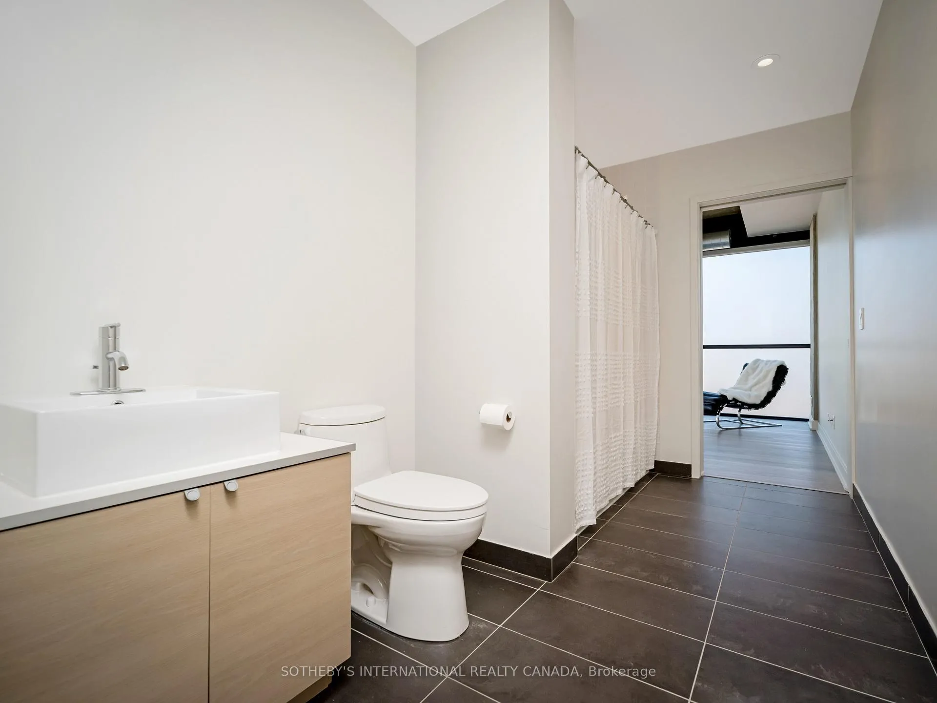 Photo 23 of Unit 605, 60 Bathurst Street, Toronto, Niagara — HOMEH