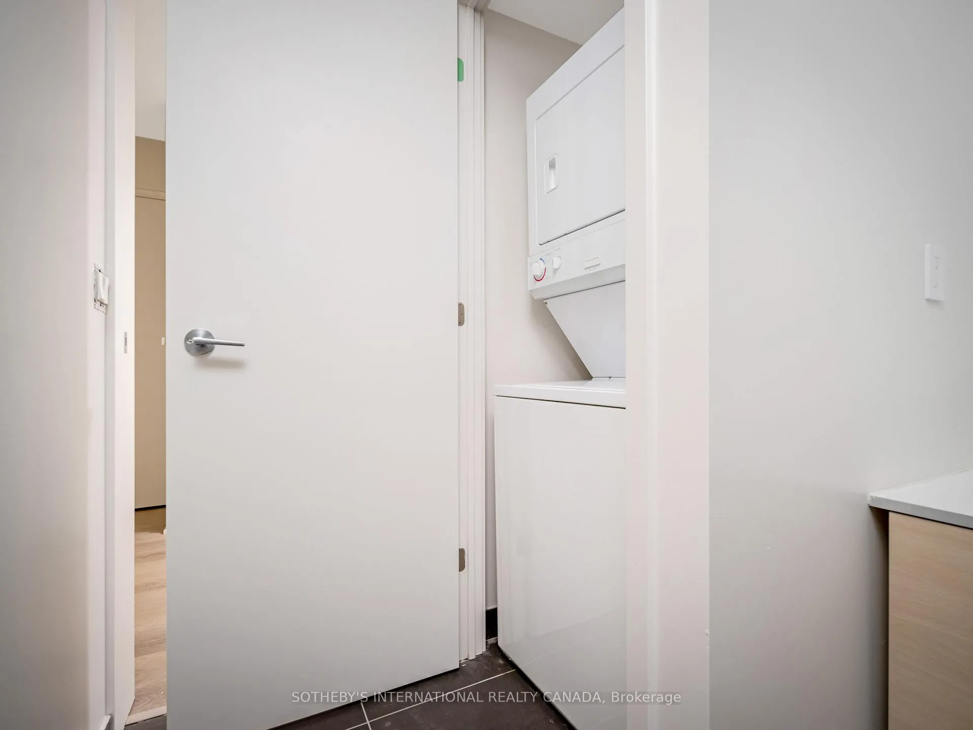 Photo 24 of Unit 605, 60 Bathurst Street, Toronto, Niagara — HOMEH