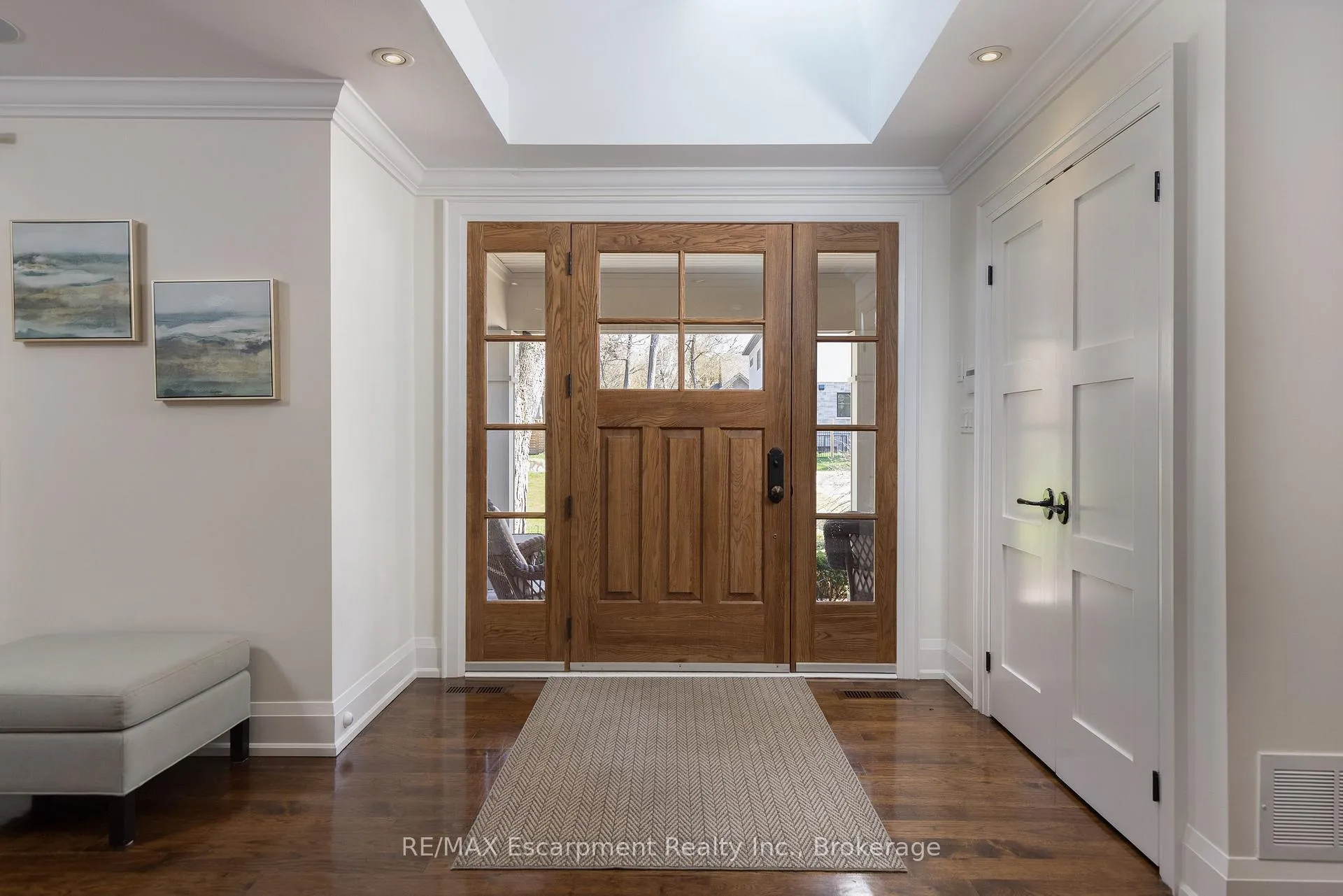 Photo 4 of 444 Drummond Road, Oakville, Morrison — HOMEH