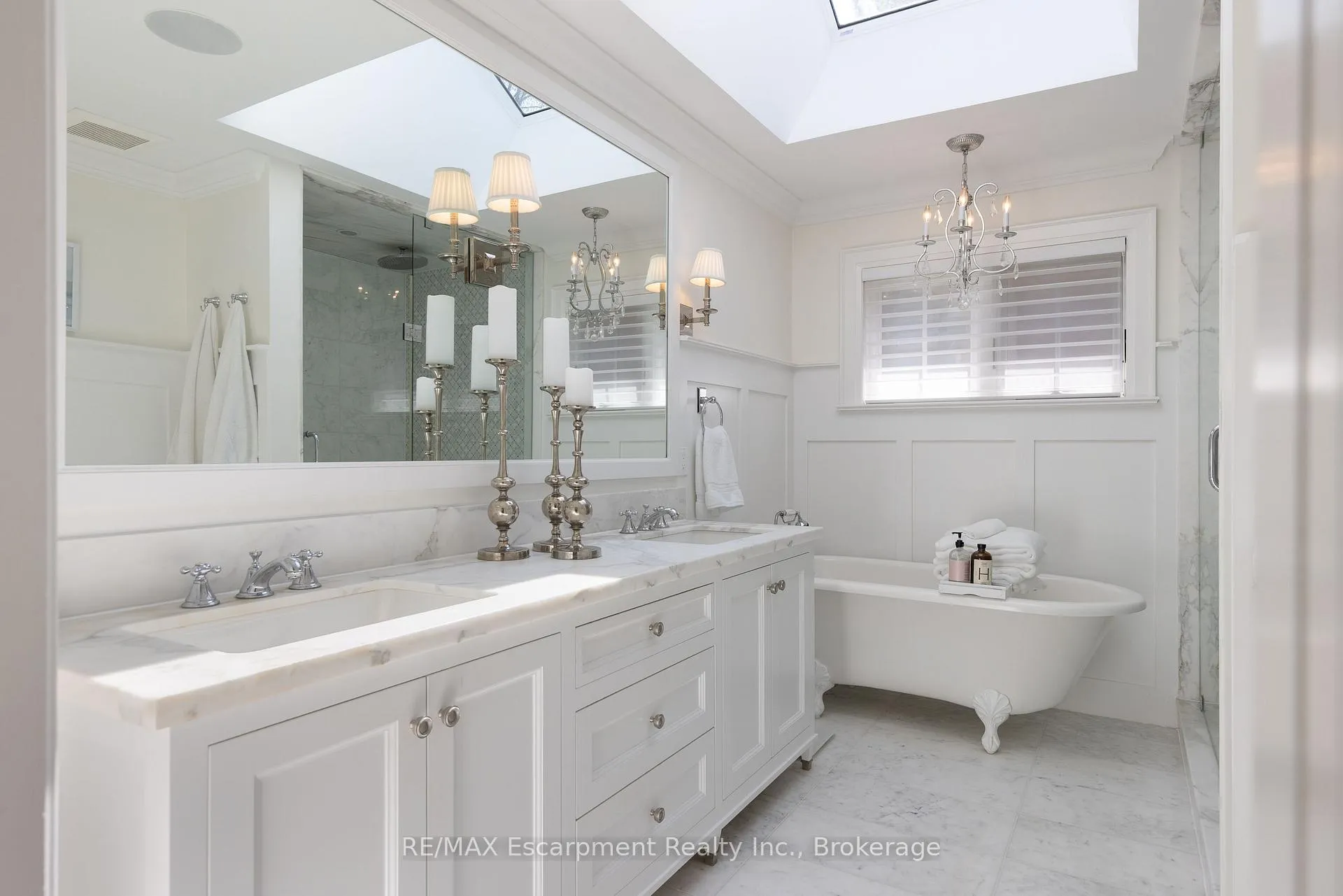 Photo 19 of 444 Drummond Road, Oakville, Morrison — HOMEH