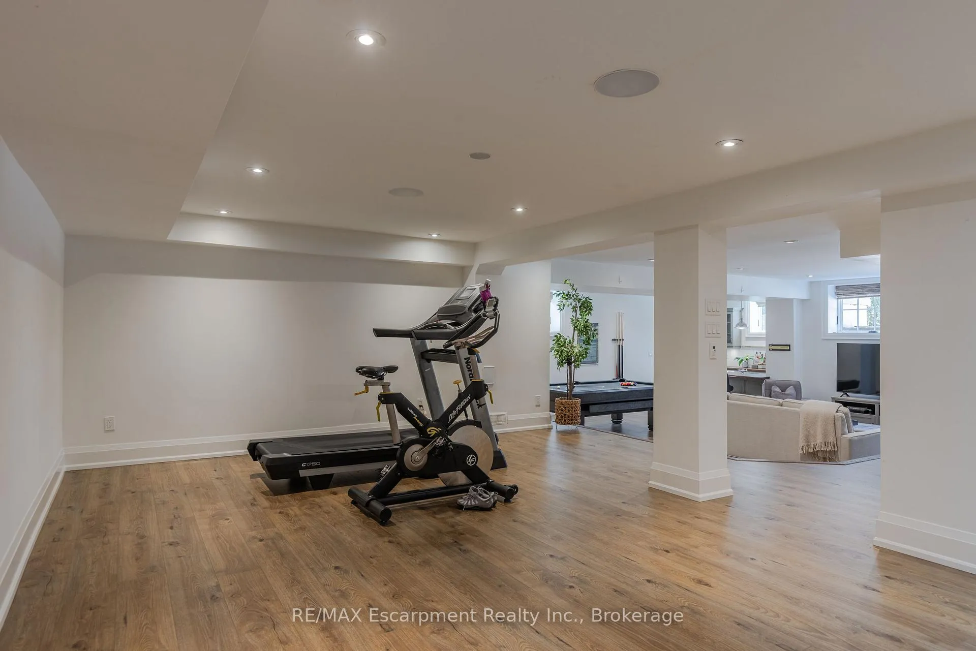 Photo 28 of 444 Drummond Road, Oakville, Morrison — HOMEH
