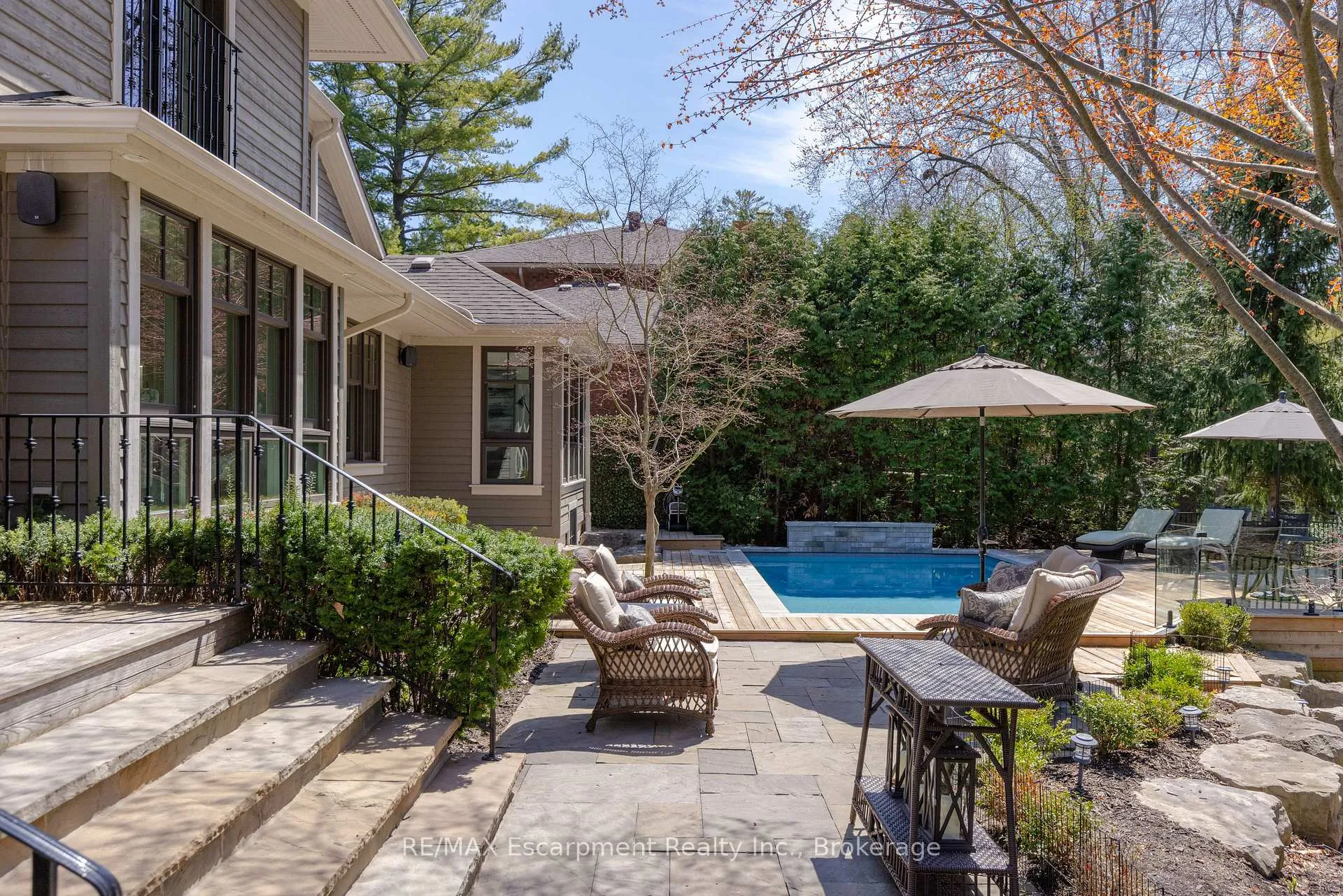 Photo 33 of 444 Drummond Road, Oakville, Morrison — HOMEH
