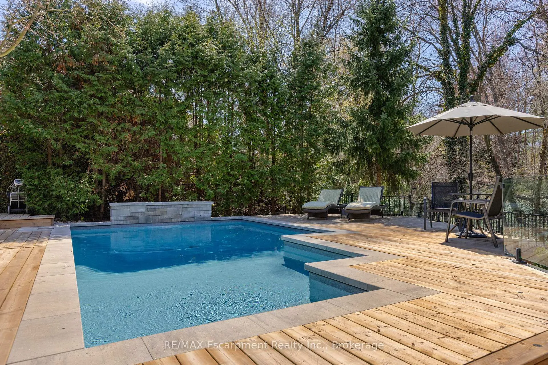 Photo 36 of 444 Drummond Road, Oakville, Morrison — HOMEH