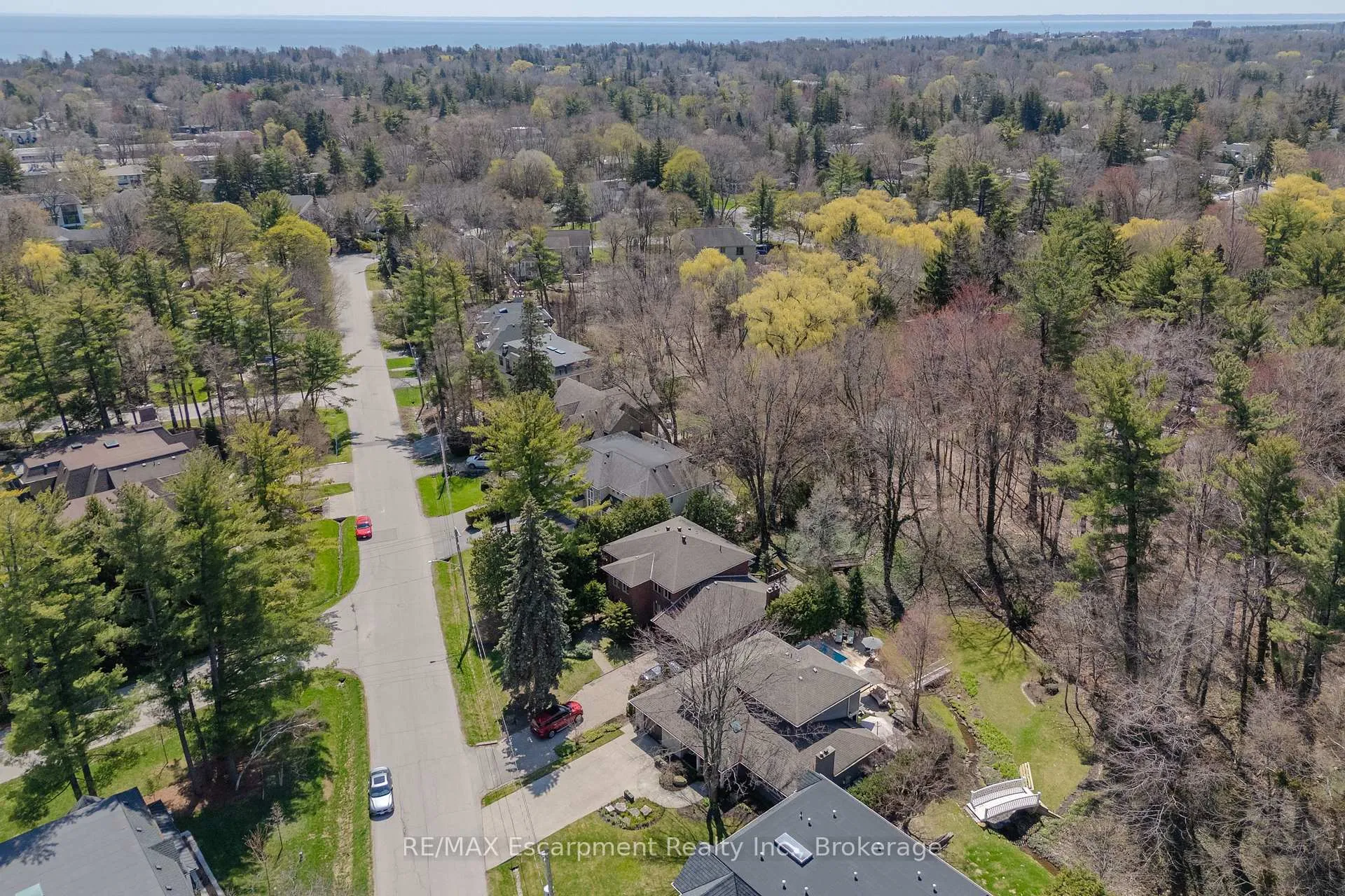 Photo 39 of 444 Drummond Road, Oakville, Morrison — HOMEH