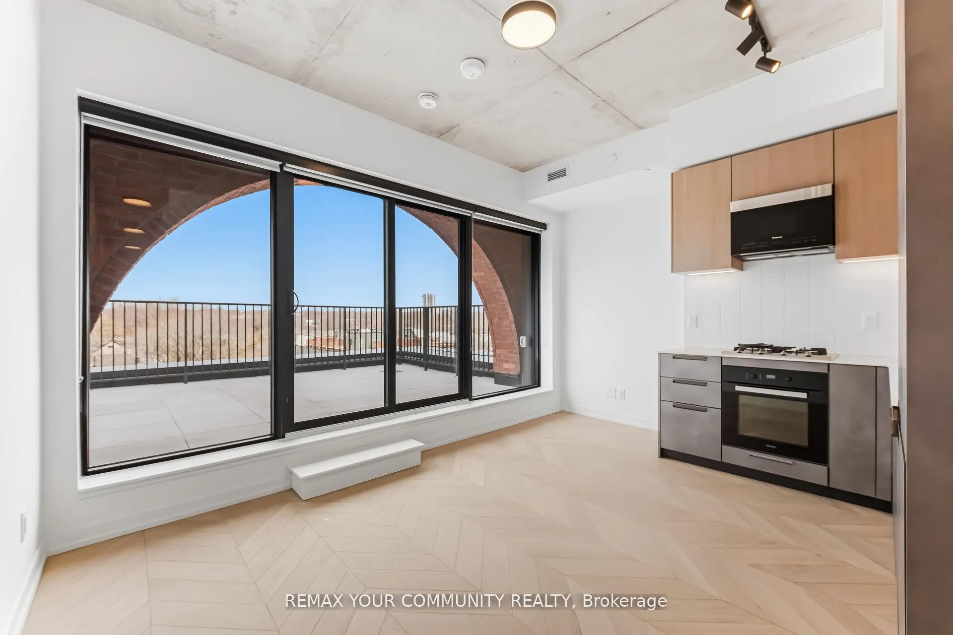 Photo 2 of Unit 603, 761 Queen Street, Toronto, South Riverdale — HOMEH