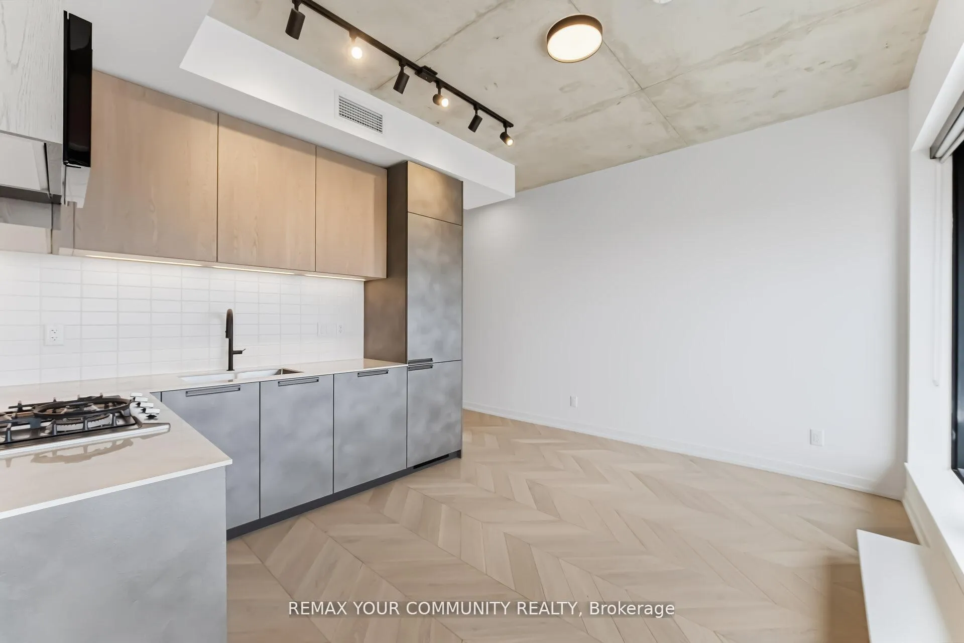 Photo 3 of Unit 603, 761 Queen Street, Toronto, South Riverdale — HOMEH