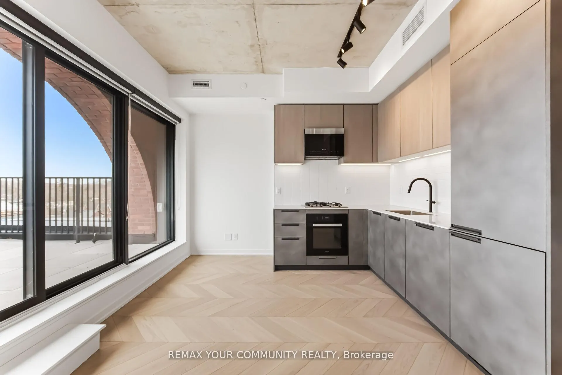 Photo 11 of Unit 603, 761 Queen Street, Toronto, South Riverdale — HOMEH