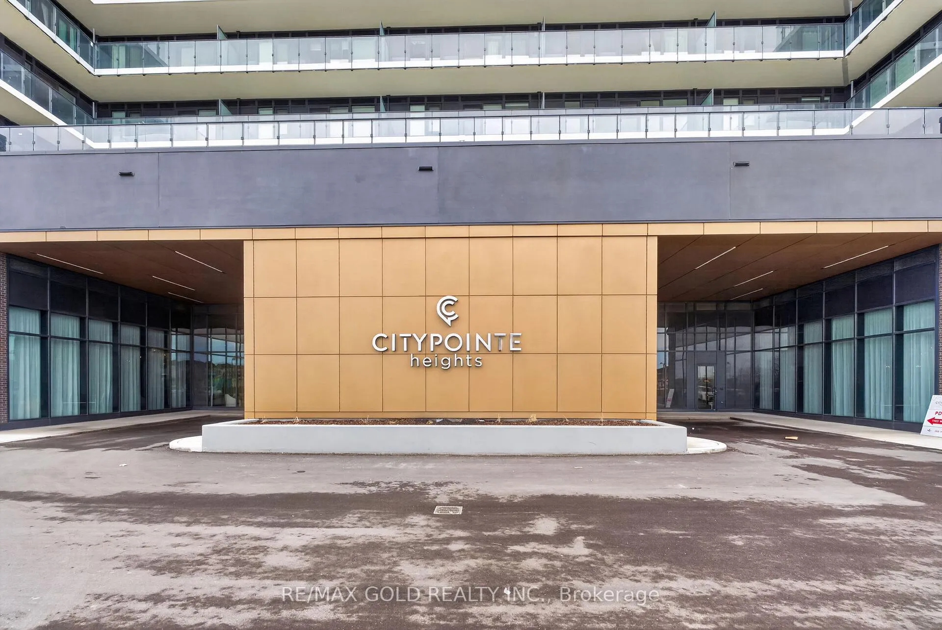 Photo 3 of Unit 1402, 15 Skyridge Drive, Brampton, Bram East — HOMEH