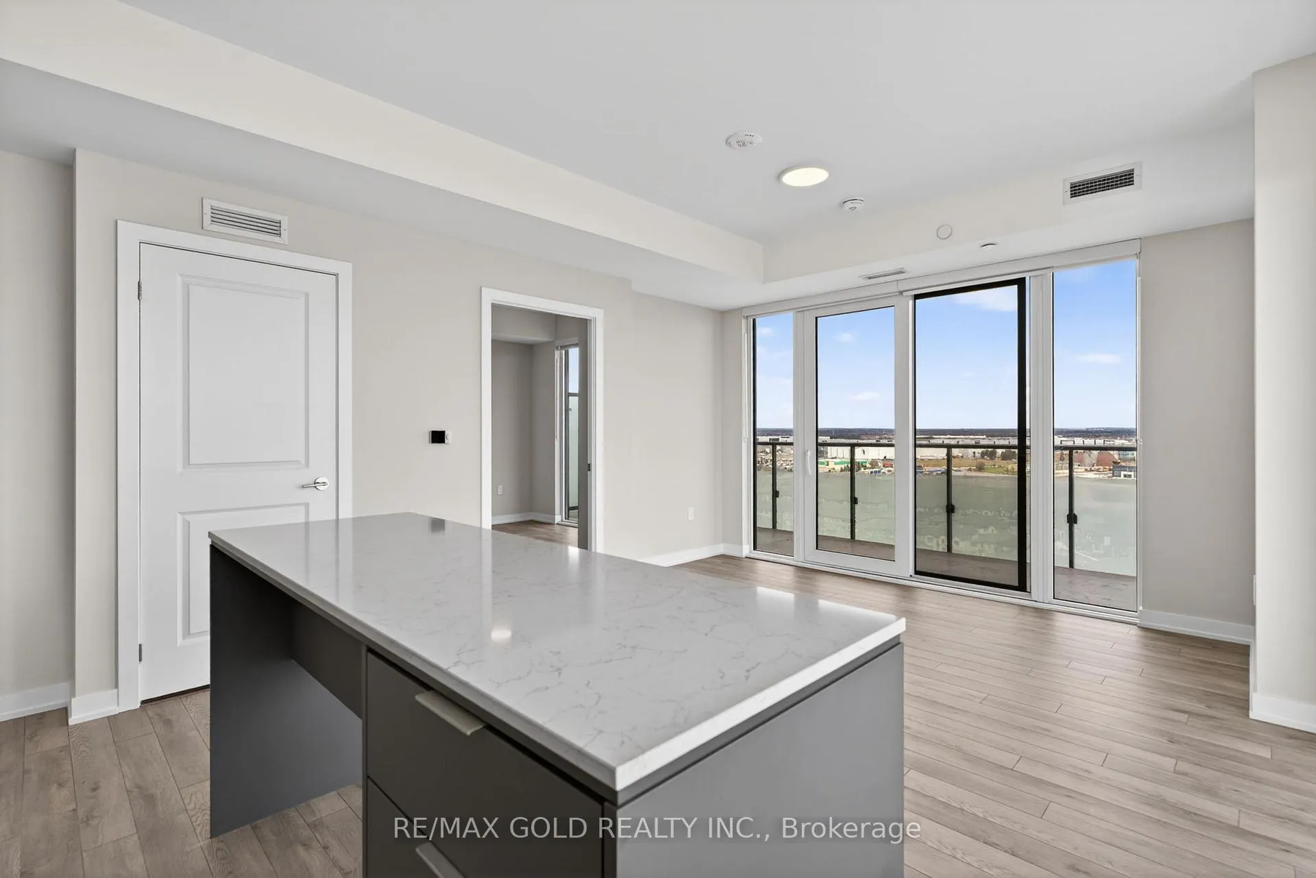 Photo 18 of Unit 1402, 15 Skyridge Drive, Brampton, Bram East — HOMEH