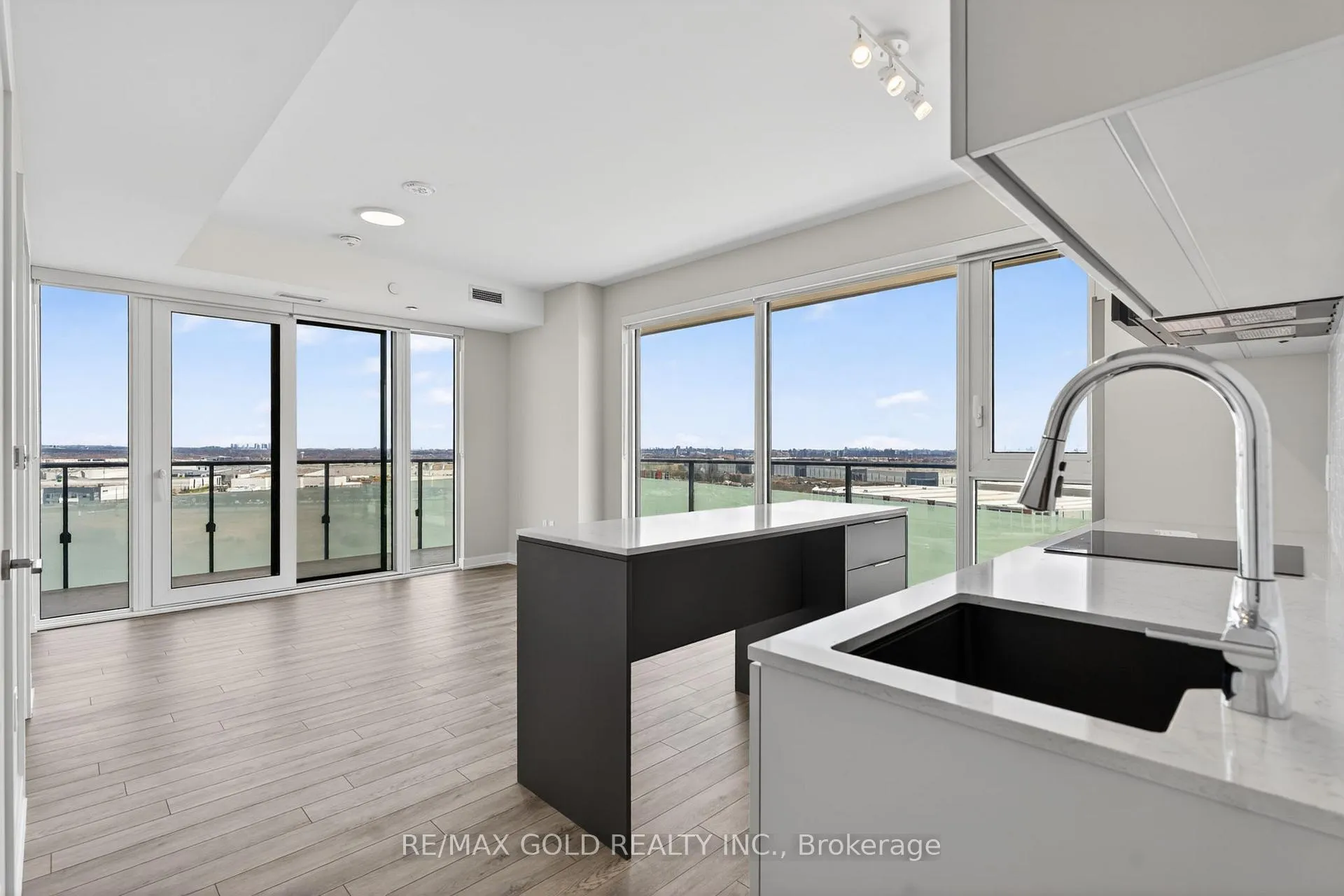 Photo 20 of Unit 1402, 15 Skyridge Drive, Brampton, Bram East — HOMEH