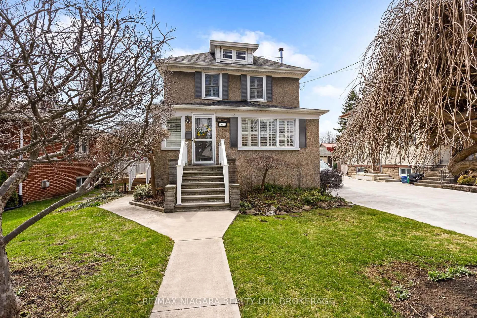 Photo 1 of 294 Stanley Street, Port Colborne, Sugarloaf — HOMEH