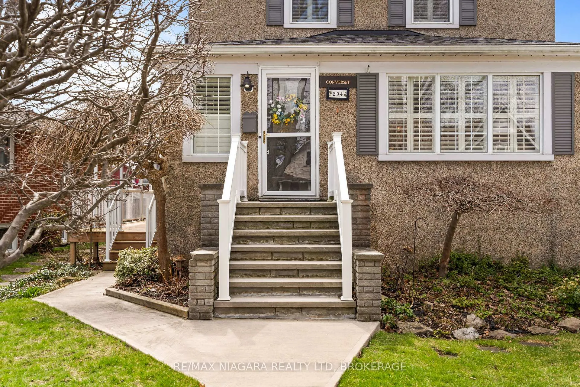 Photo 3 of 294 Stanley Street, Port Colborne, Sugarloaf — HOMEH