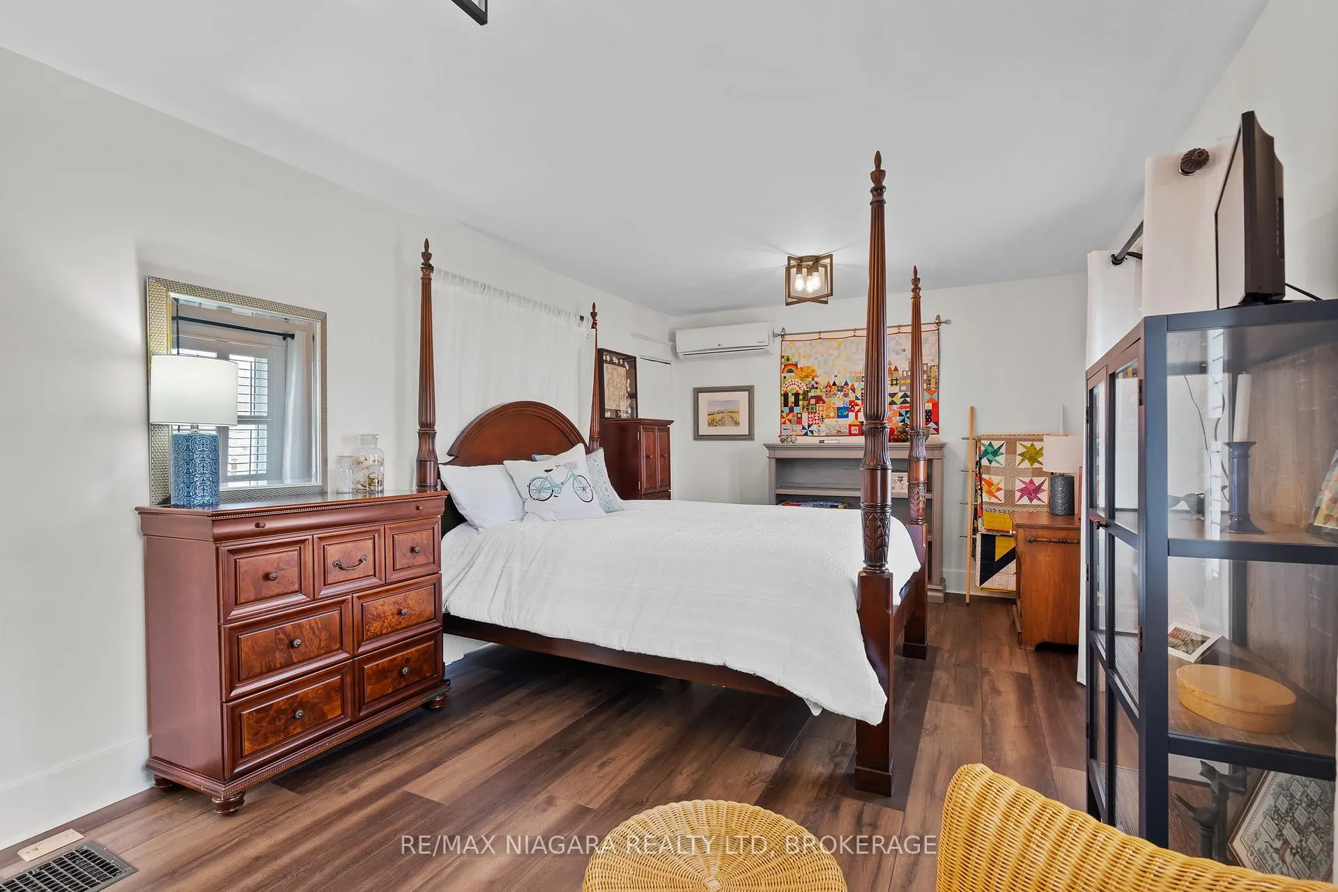 Photo 18 of 294 Stanley Street, Port Colborne, Sugarloaf — HOMEH