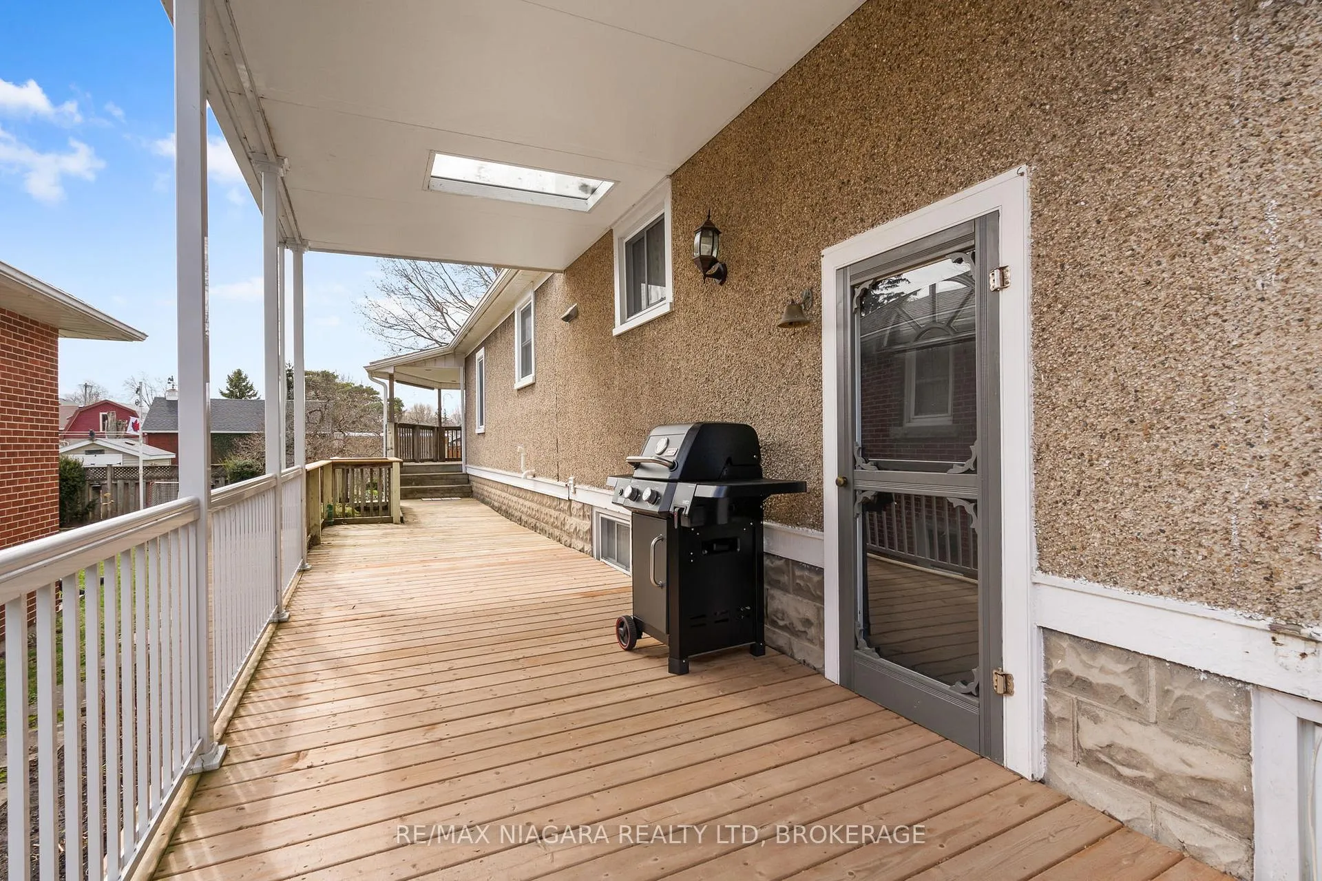 Photo 27 of 294 Stanley Street, Port Colborne, Sugarloaf — HOMEH