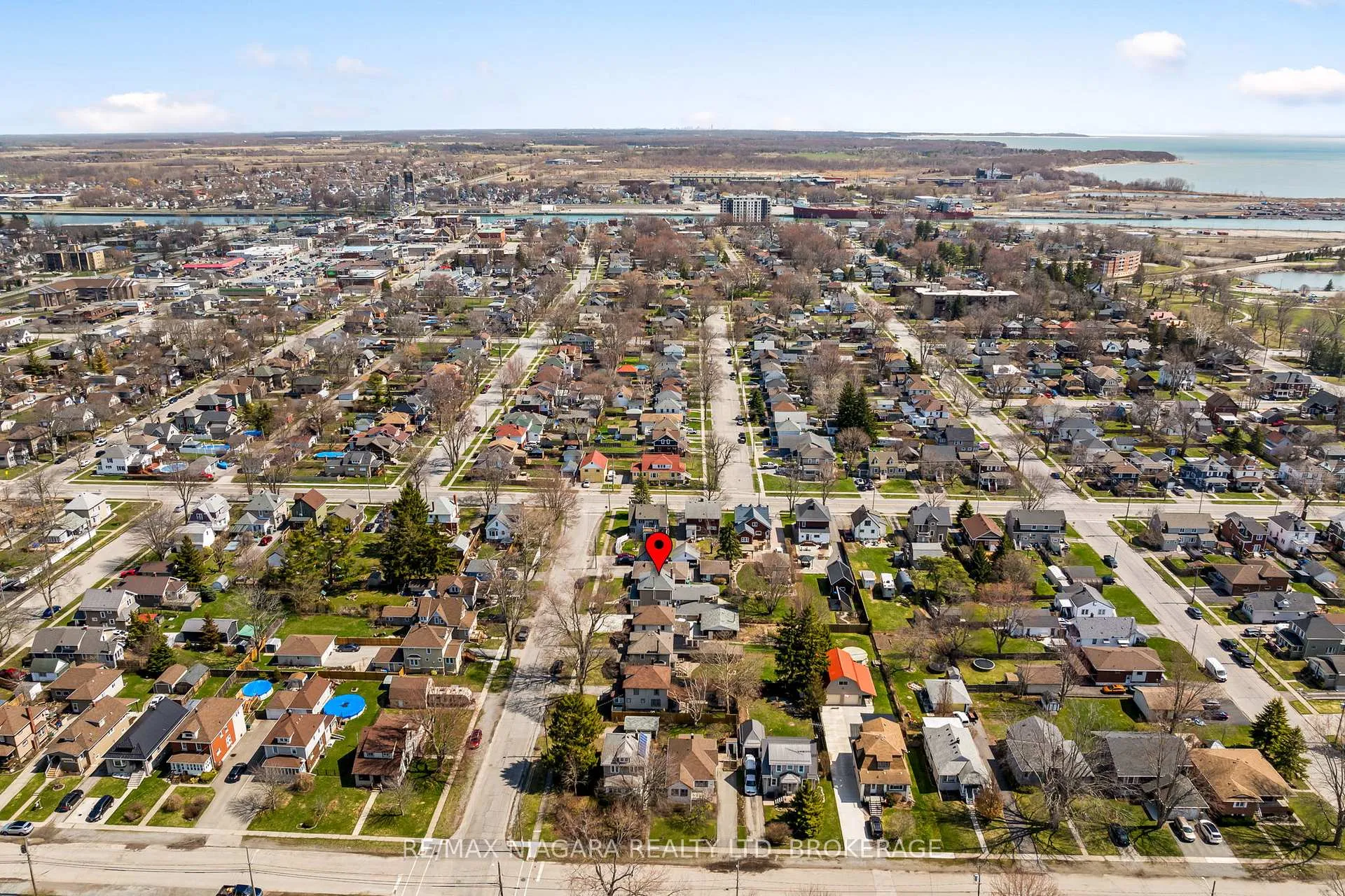 Photo 39 of 294 Stanley Street, Port Colborne, Sugarloaf — HOMEH