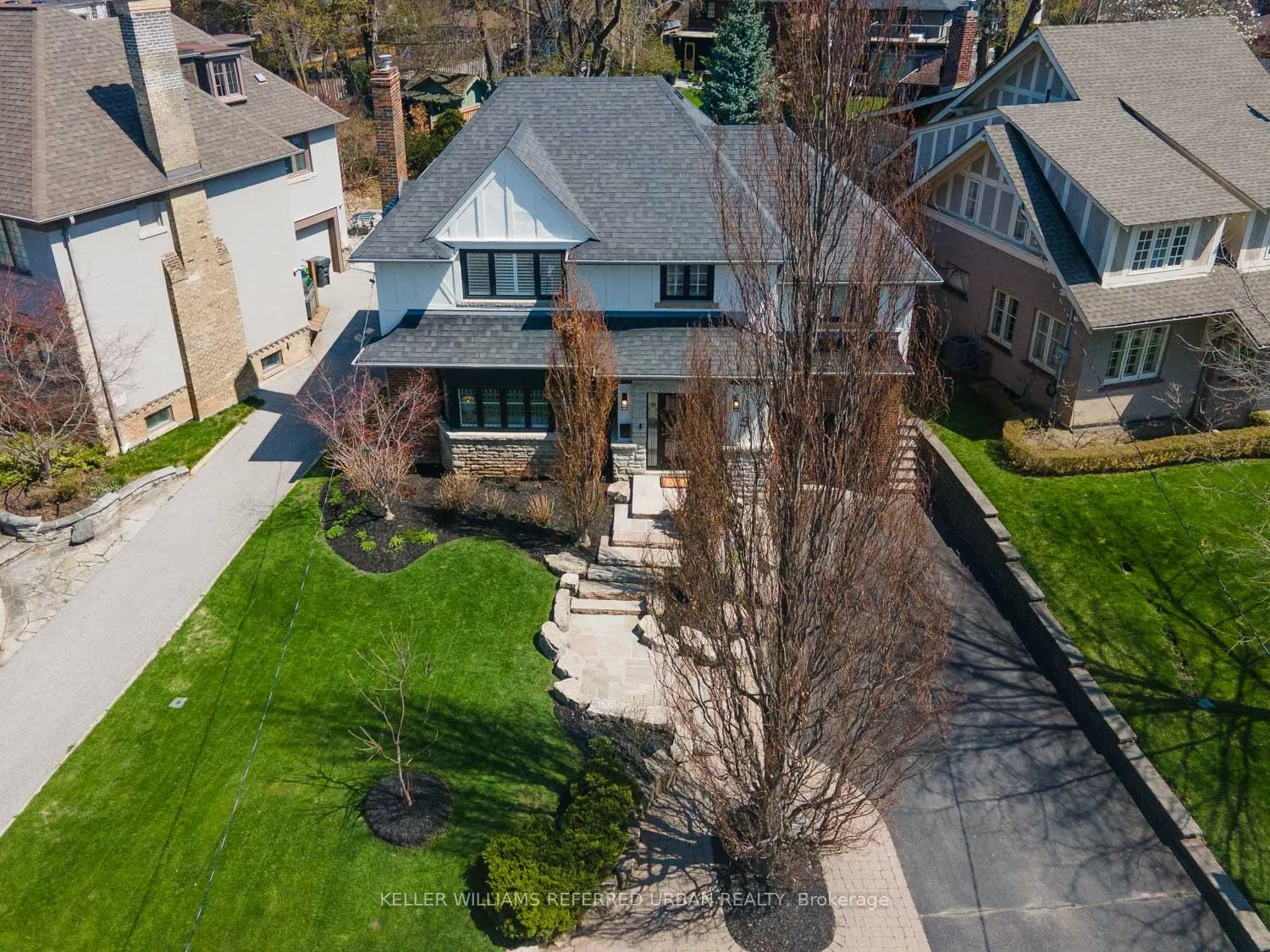 Photo 2 of 5 Lawrence Crescent, Toronto, Lawrence Park South — HOMEH