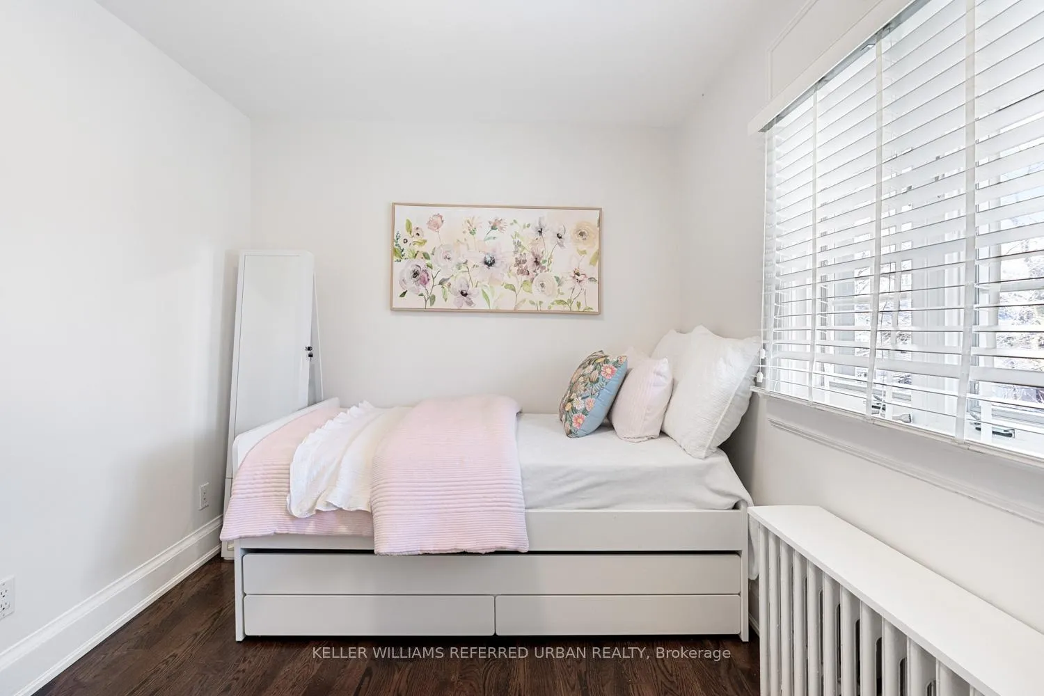 Photo 30 of 5 Lawrence Crescent, Toronto, Lawrence Park South — HOMEH
