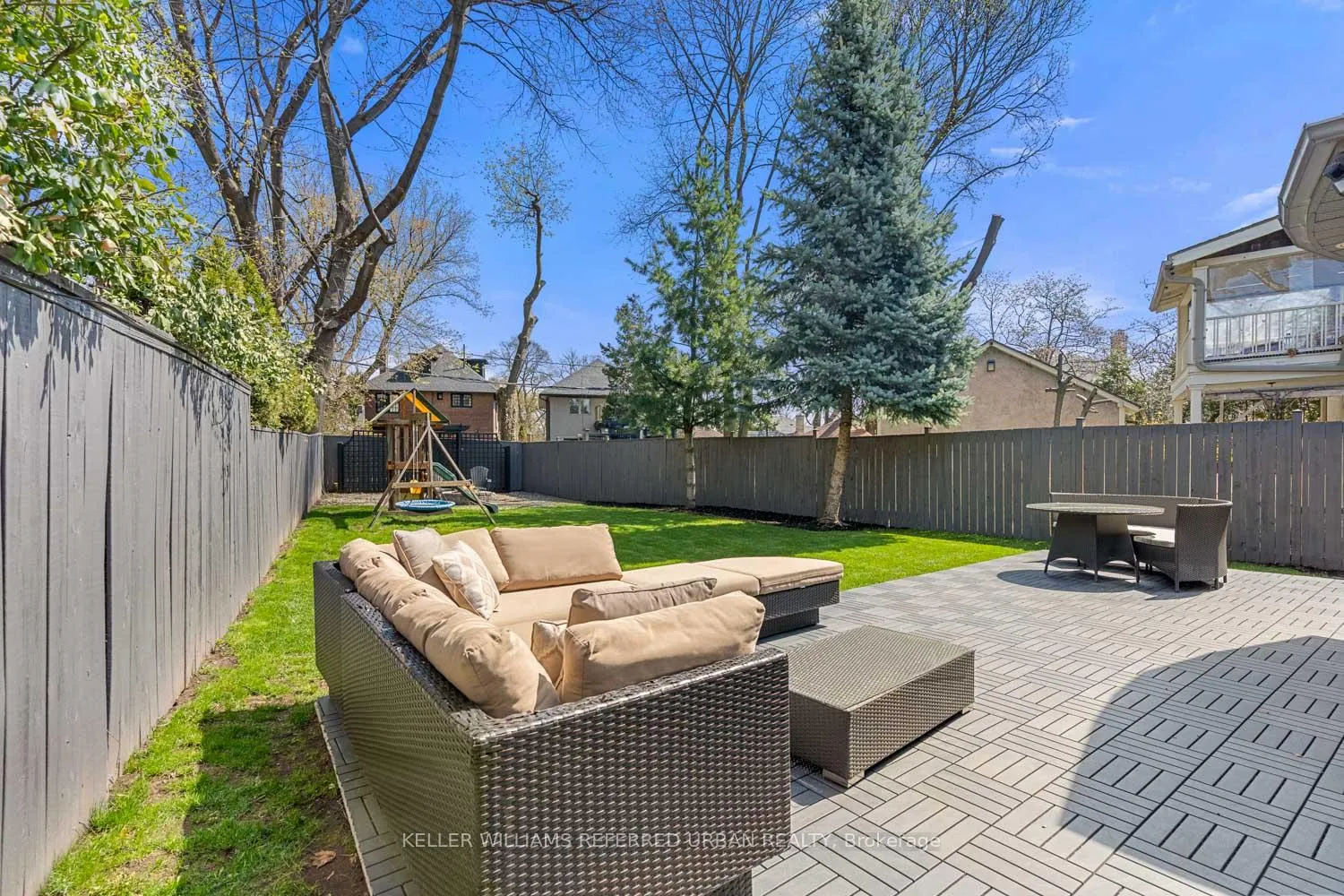 Photo 41 of 5 Lawrence Crescent, Toronto, Lawrence Park South — HOMEH