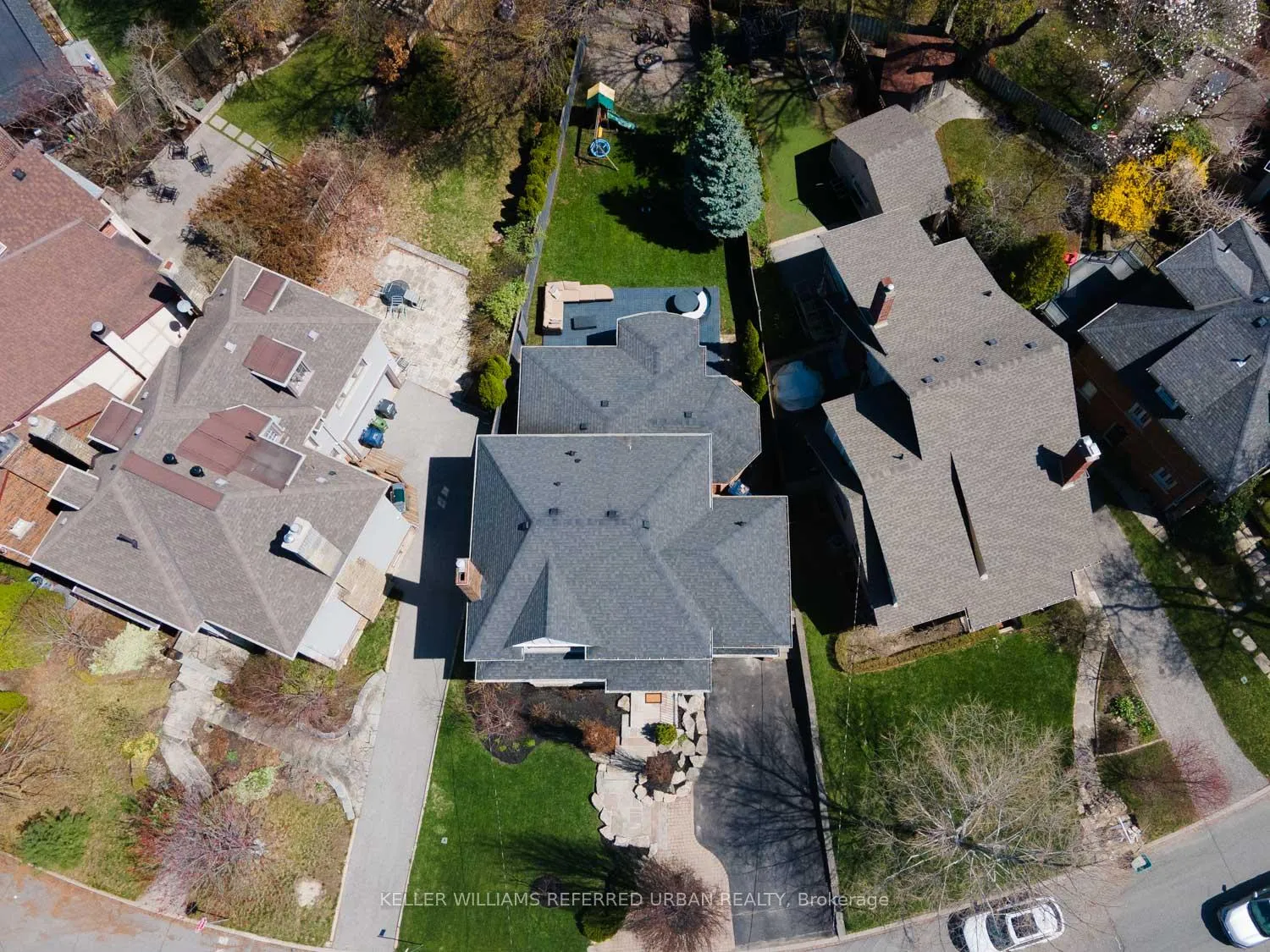 Photo 50 of 5 Lawrence Crescent, Toronto, Lawrence Park South — HOMEH