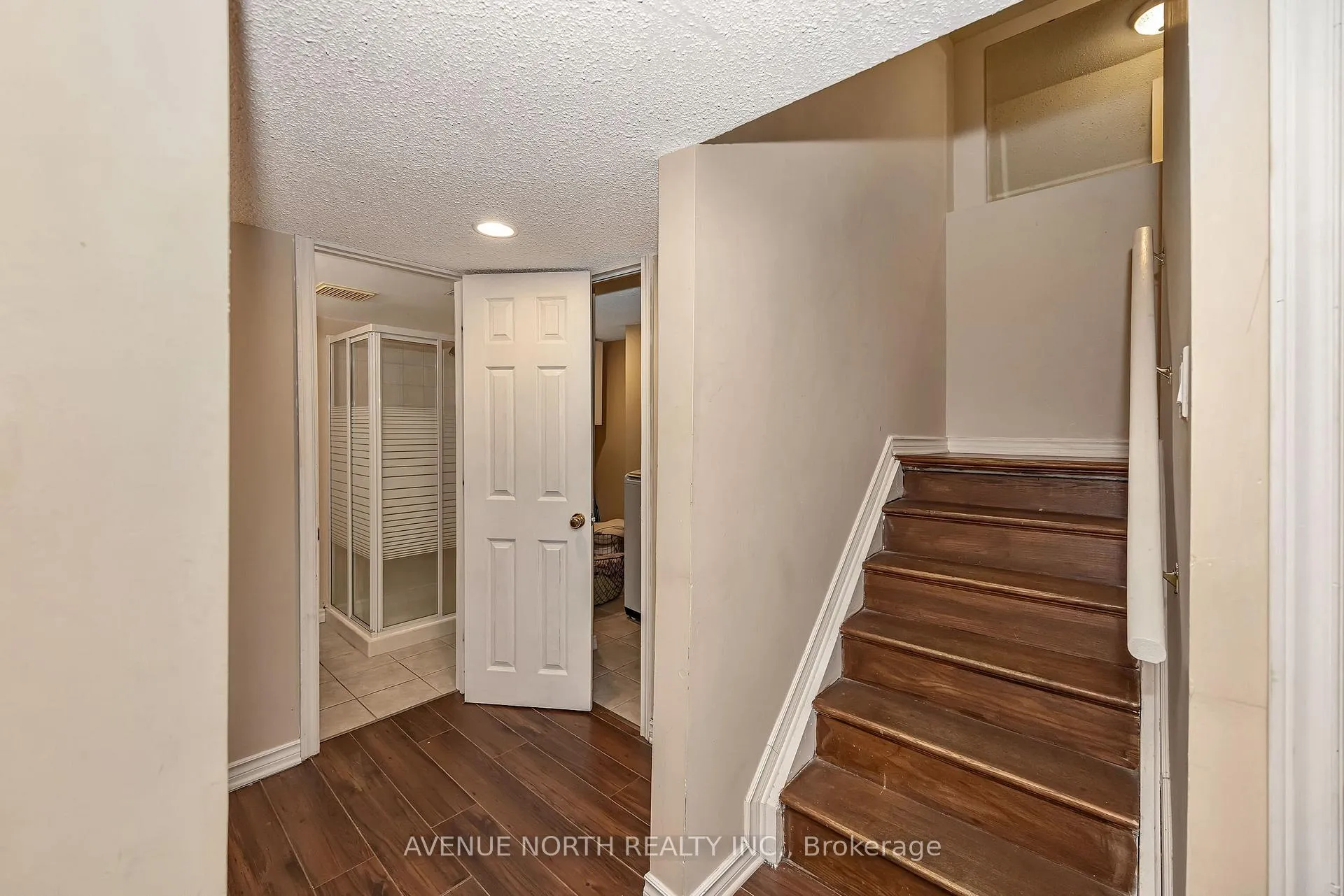 Photo 33 of 365 Lefebvre Way, Ottawa, Bilberry Creek/Queenswood Heights — HOMEH