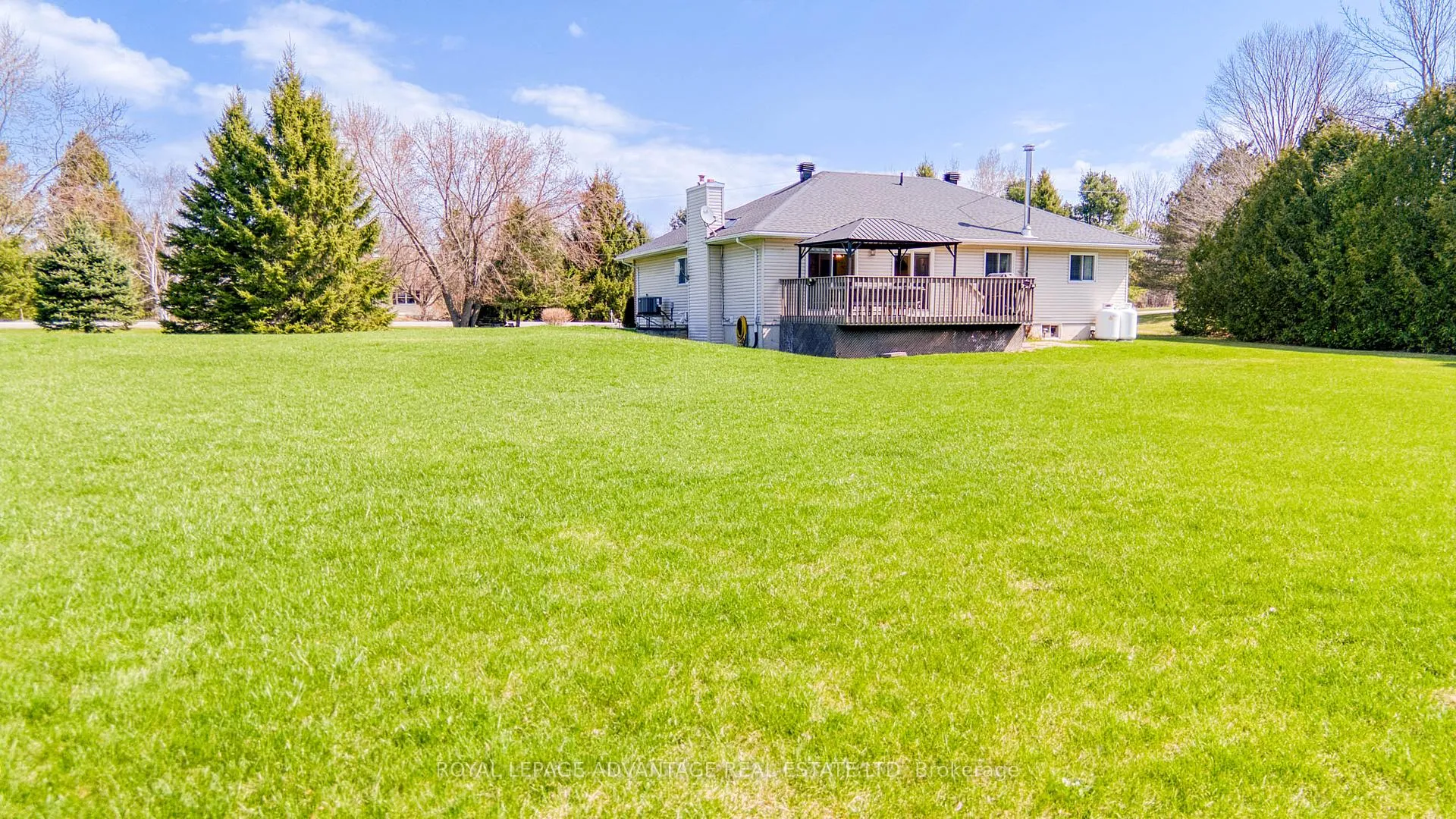 Photo 4 of 307 Somerville Drive, Tay Valley, Bathurst/Burgess & Sherbrooke (Bathurst) Twp — HOMEH