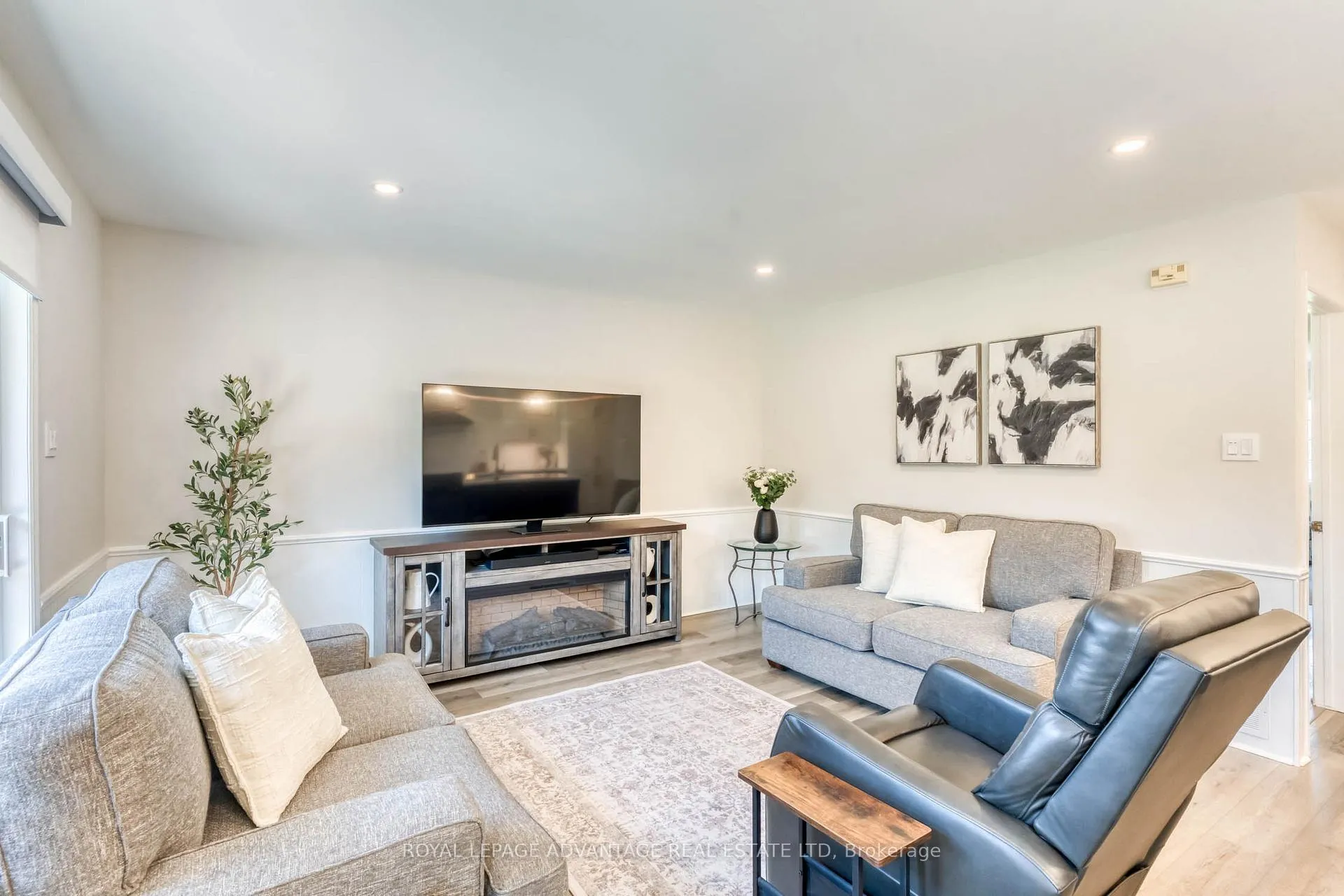 Photo 21 of 307 Somerville Drive, Tay Valley, Bathurst/Burgess & Sherbrooke (Bathurst) Twp — HOMEH
