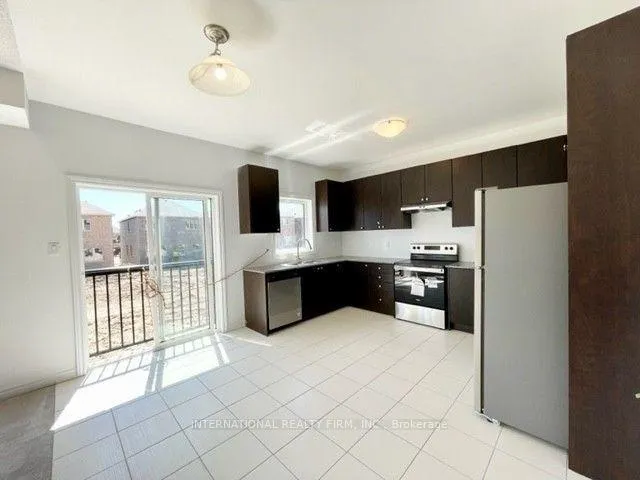 Photo 17 of 240 Ridley Crescent, Southgate — HOMEH