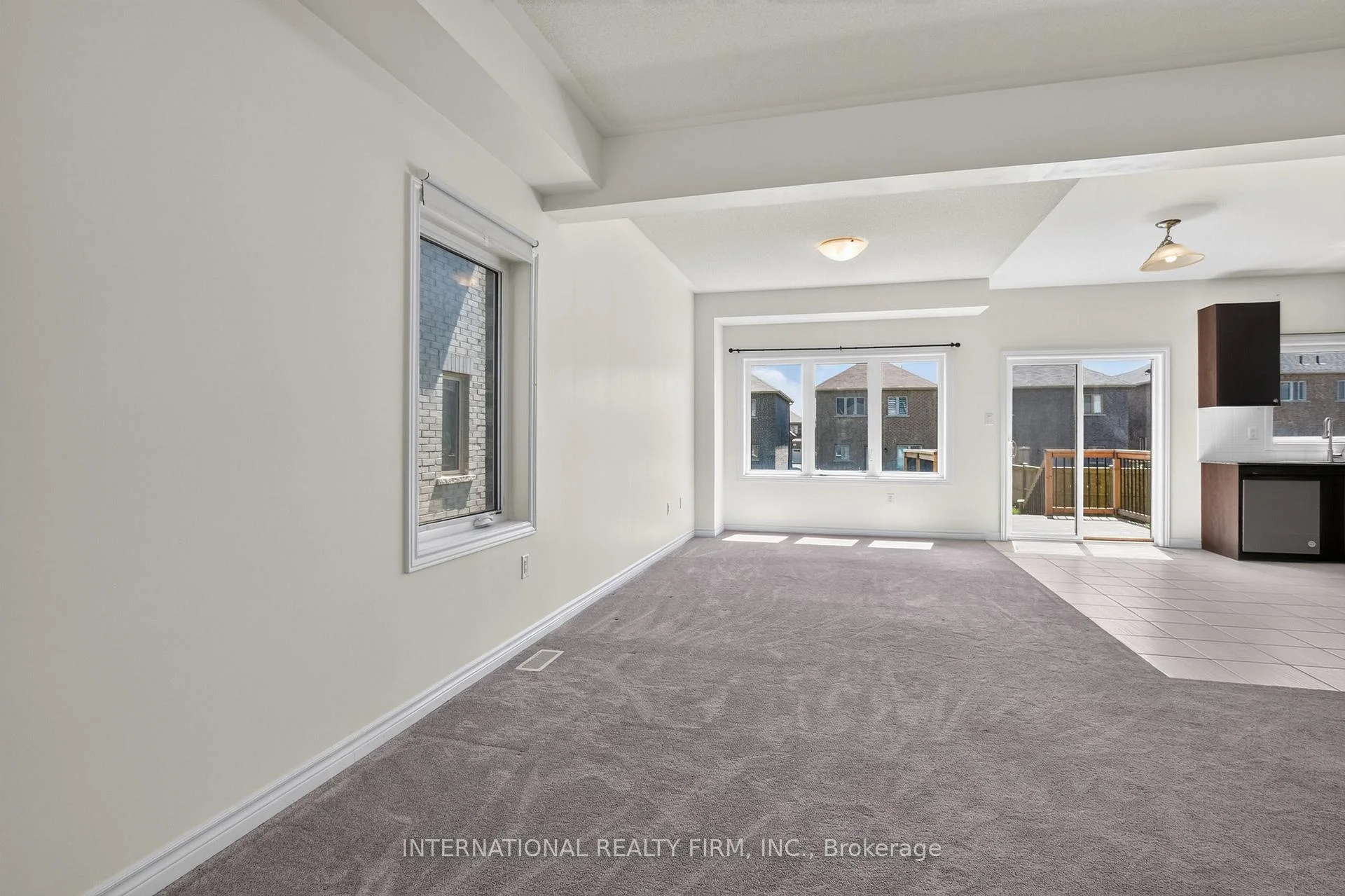 Photo 12 of 240 Ridley Crescent, Southgate — HOMEH
