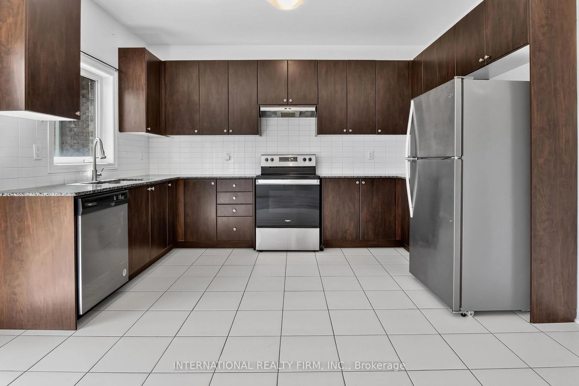 Photo 30 of 240 Ridley Crescent, Southgate — HOMEH