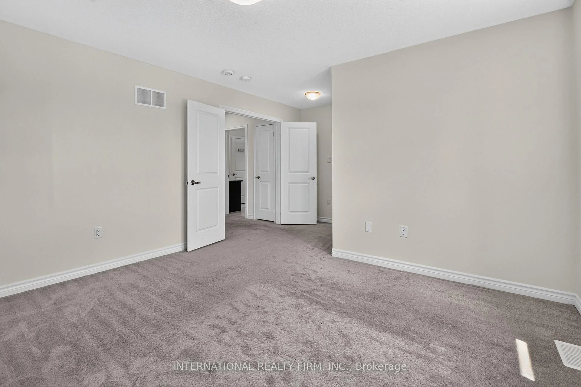 Photo 44 of 240 Ridley Crescent, Southgate — HOMEH