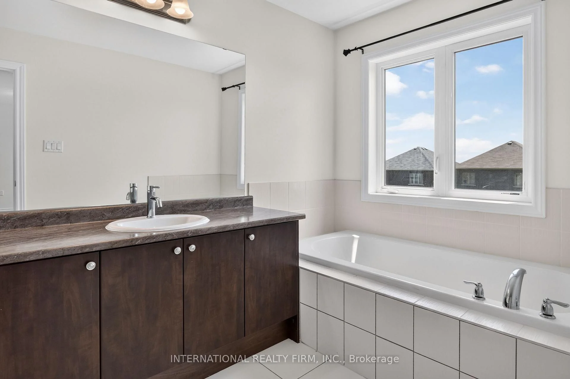 Photo 48 of 240 Ridley Crescent, Southgate — HOMEH