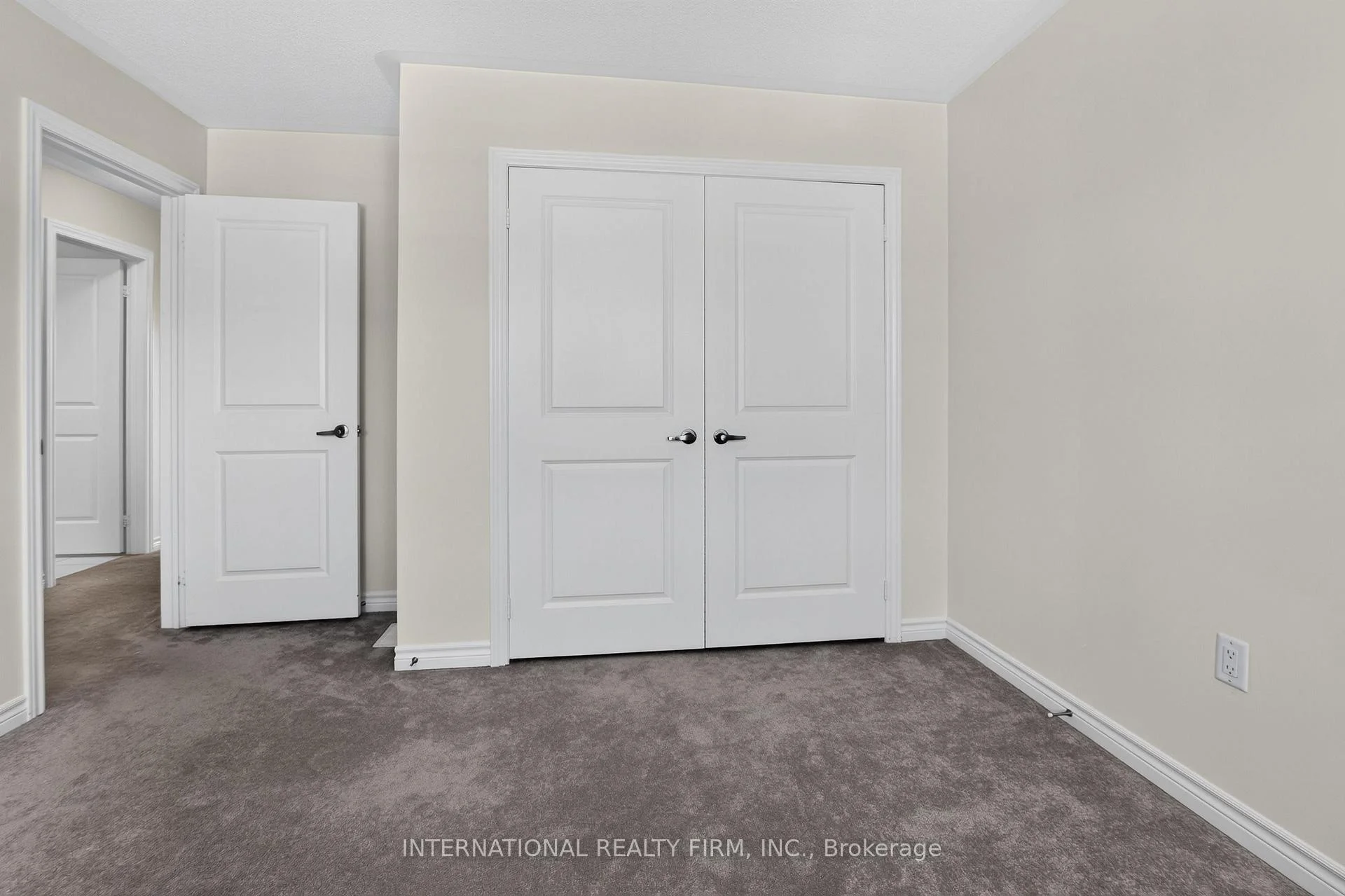 Photo 64 of 240 Ridley Crescent, Southgate — HOMEH