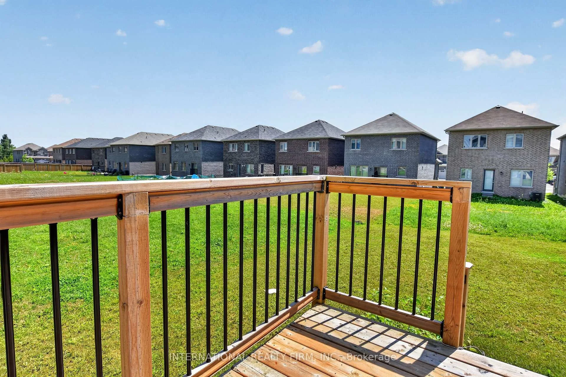 Photo 75 of 240 Ridley Crescent, Southgate — HOMEH