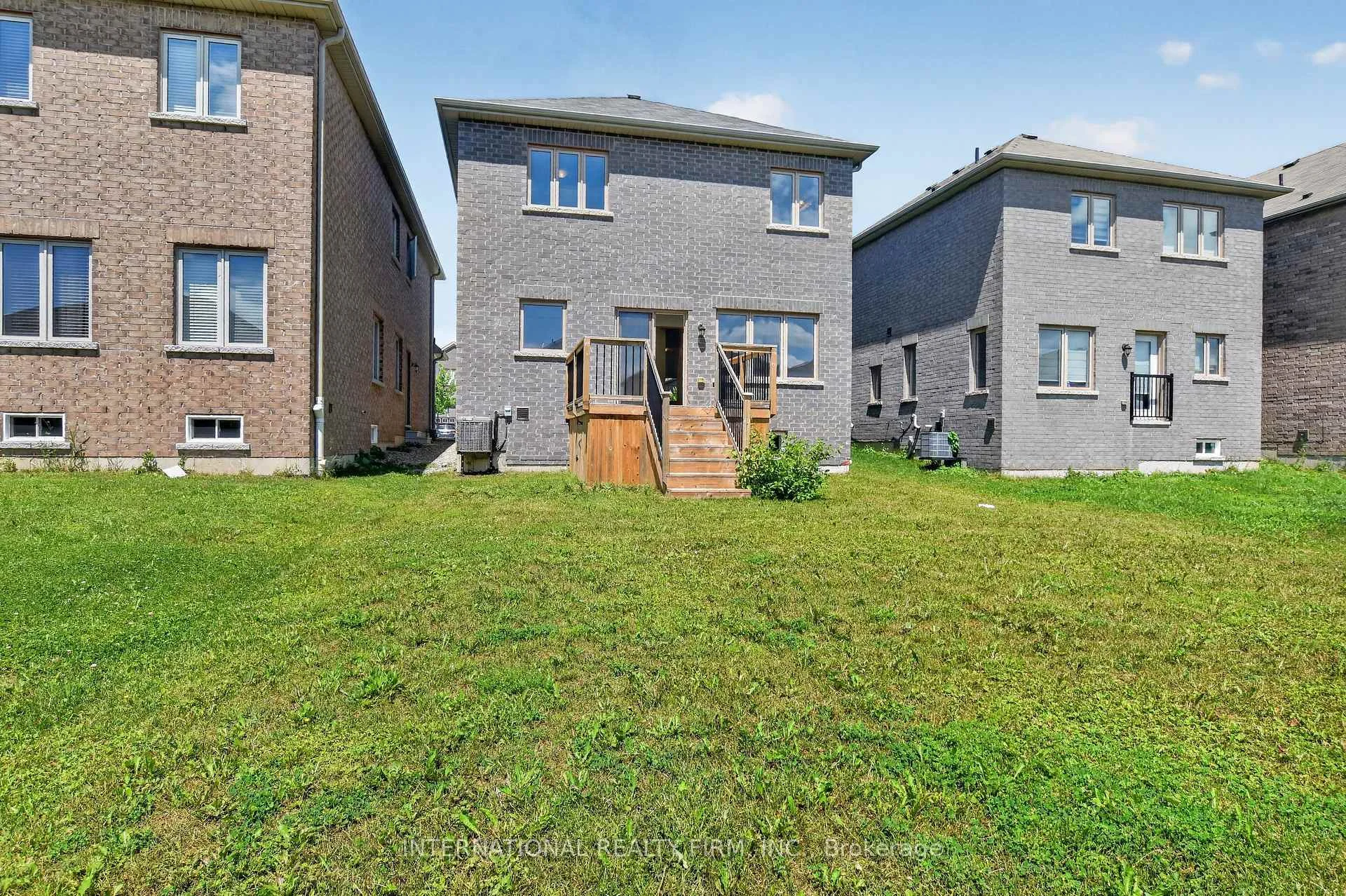 Photo 77 of 240 Ridley Crescent, Southgate — HOMEH