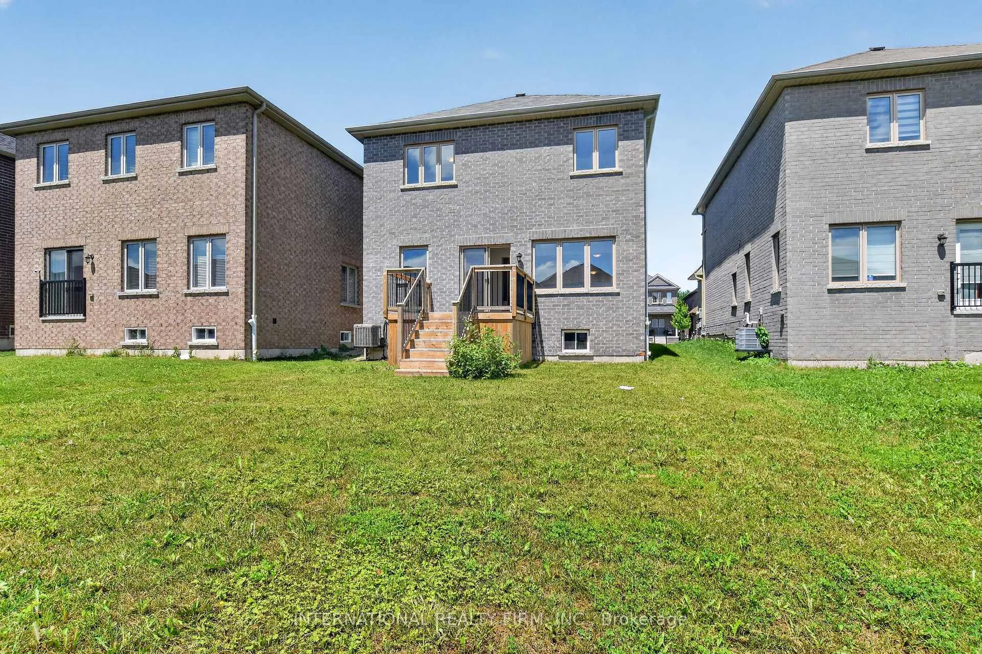 Photo 78 of 240 Ridley Crescent, Southgate — HOMEH