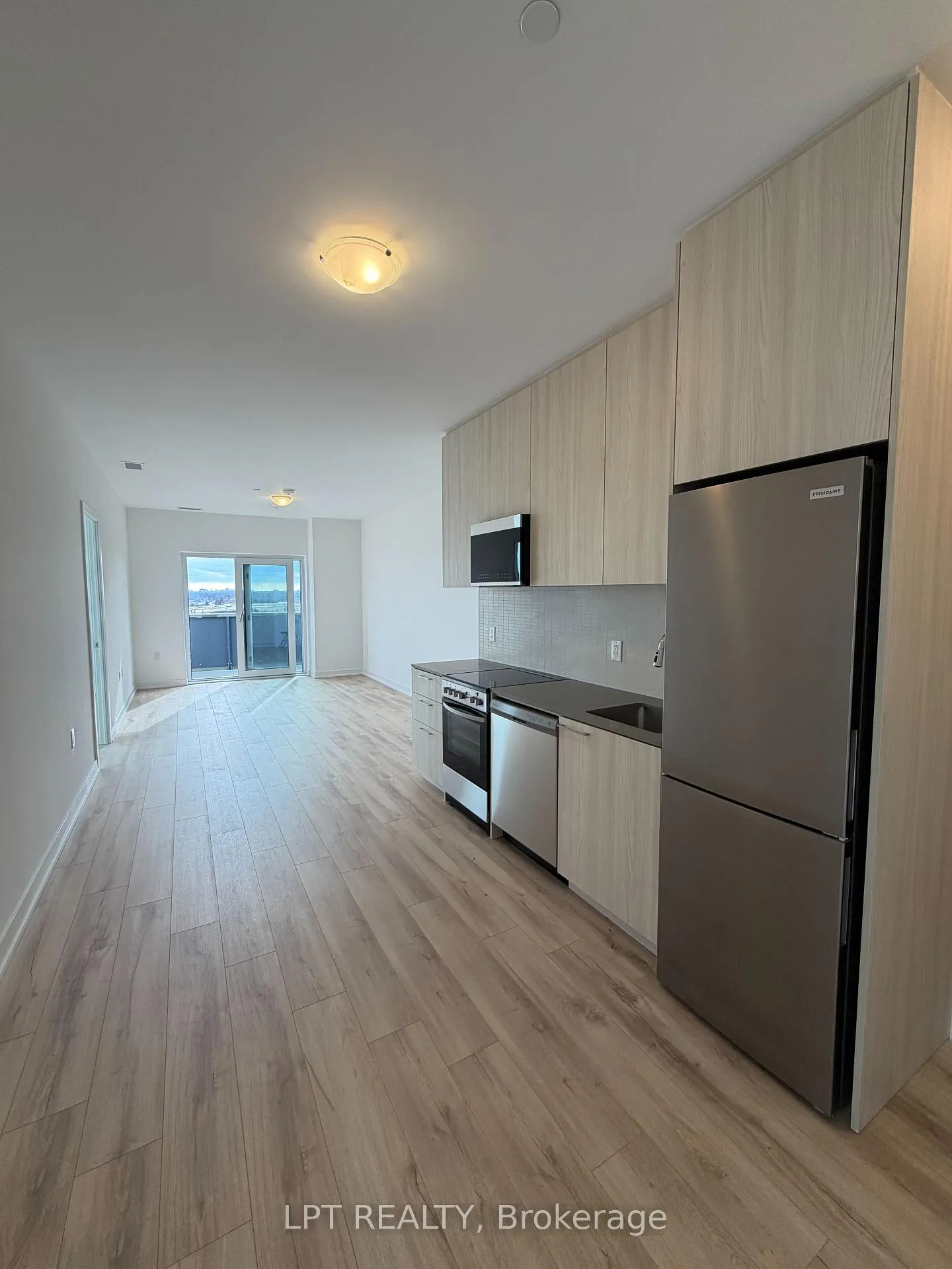 Photo 9 of Unit 1109, 7437 Kingston Road, Scarborough, Rouge — HOMEH