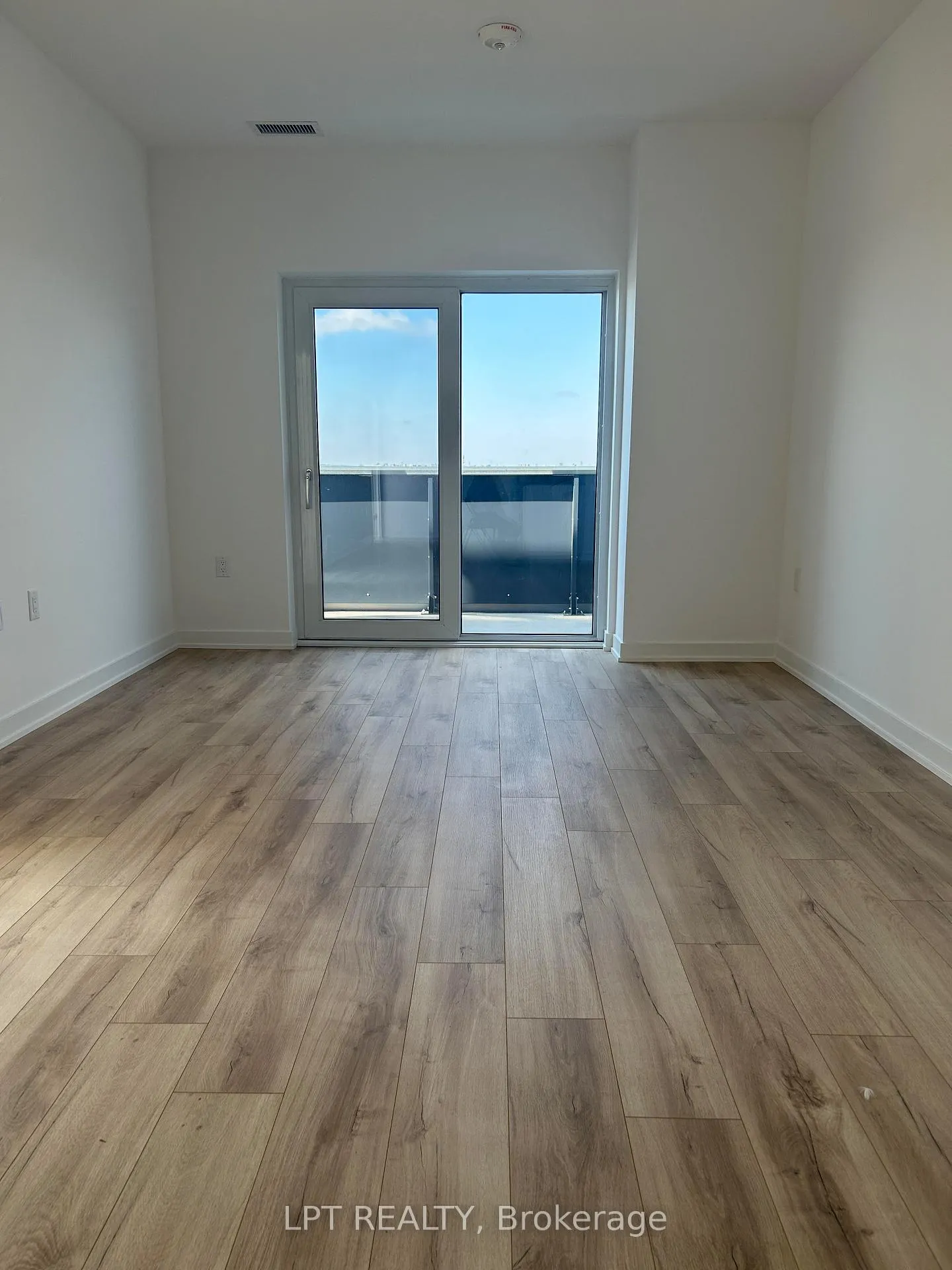 Photo 11 of Unit 1109, 7437 Kingston Road, Scarborough, Rouge — HOMEH