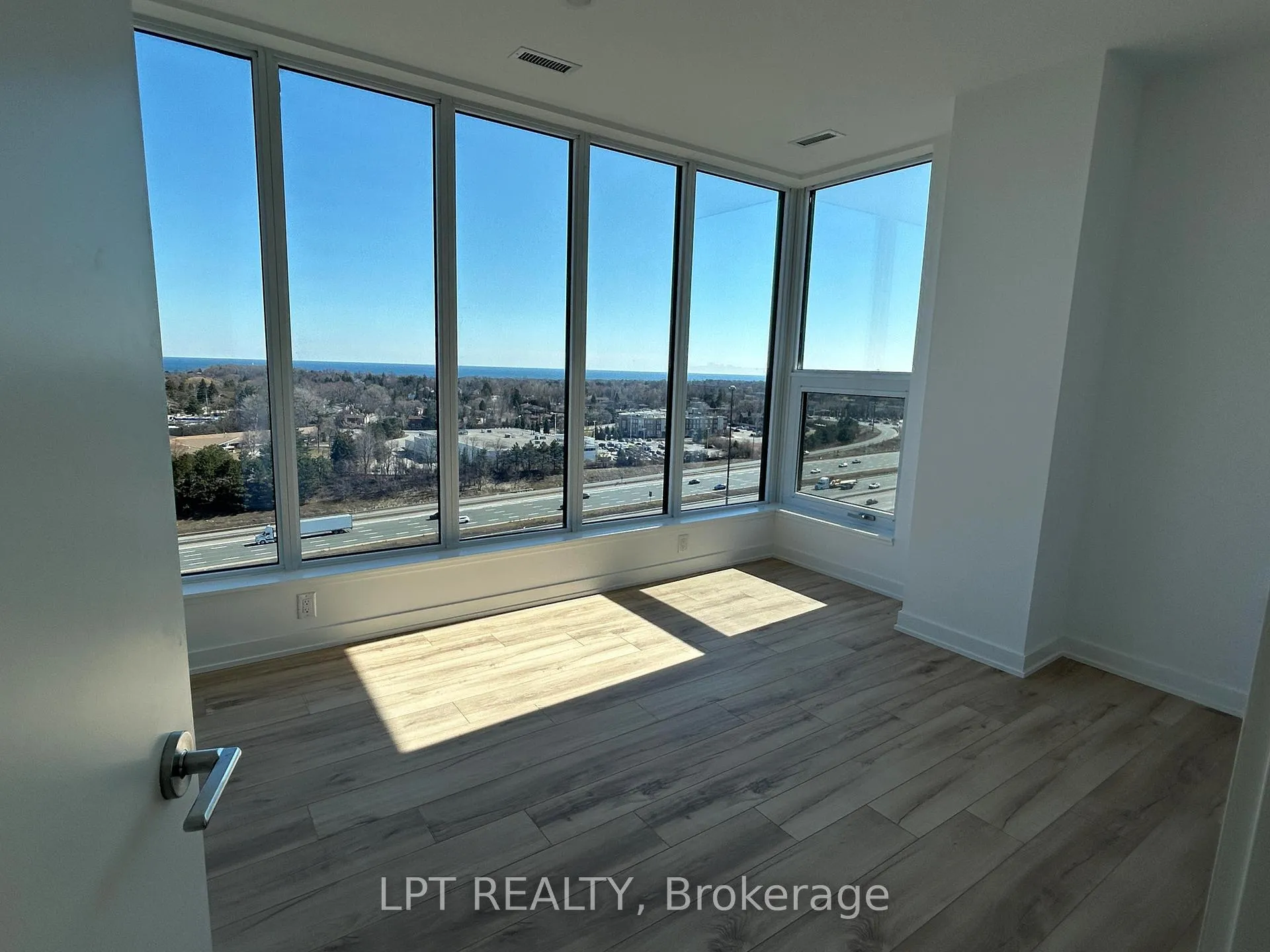 Photo 14 of Unit 1109, 7437 Kingston Road, Scarborough, Rouge — HOMEH