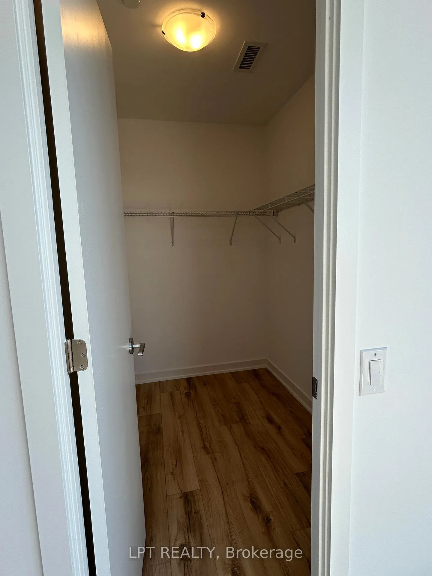 Photo 19 of Unit 1109, 7437 Kingston Road, Scarborough, Rouge — HOMEH