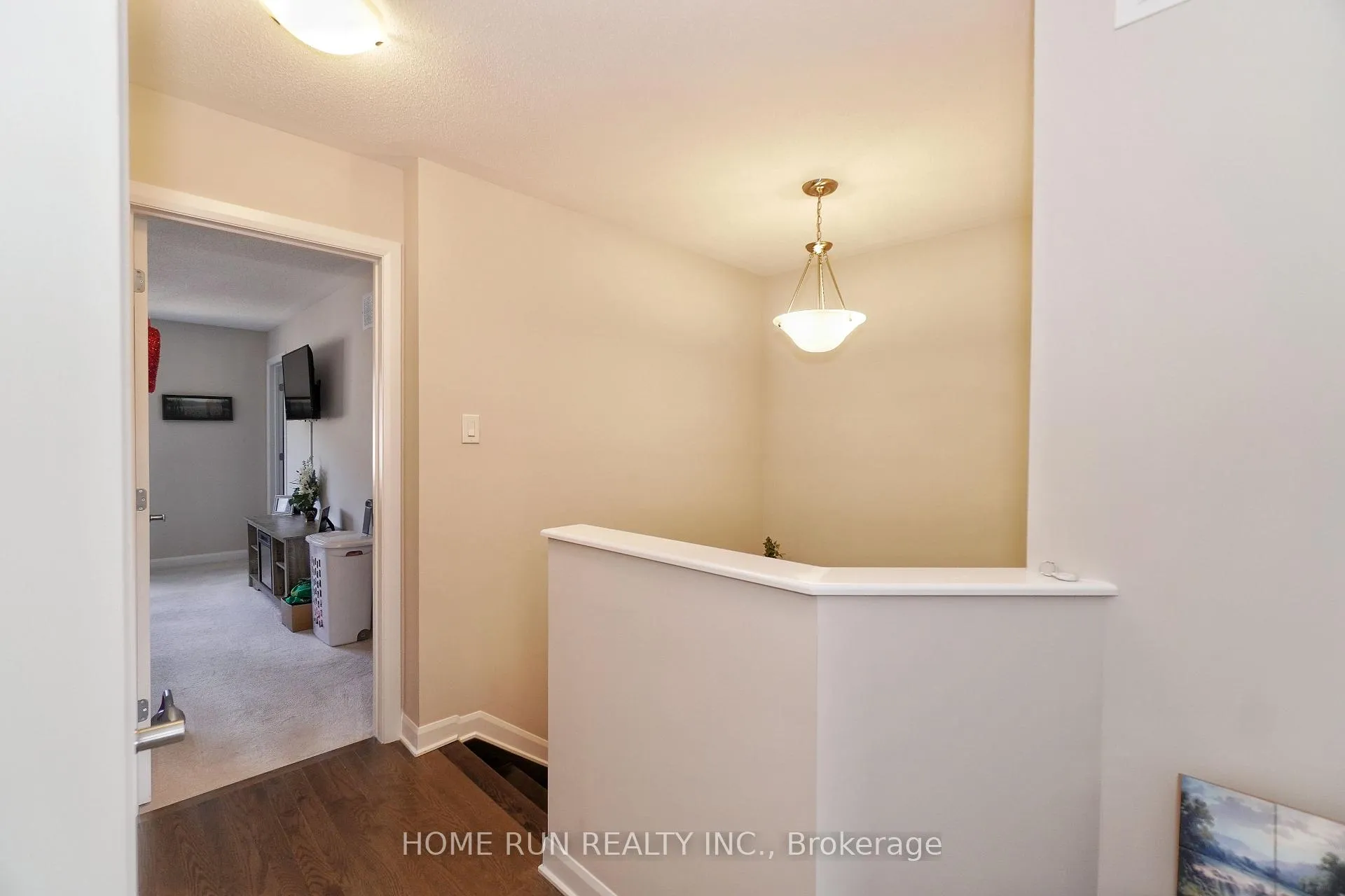 Photo 19 of 831 Dynasty Street, Ottawa, Avalon East — HOMEH