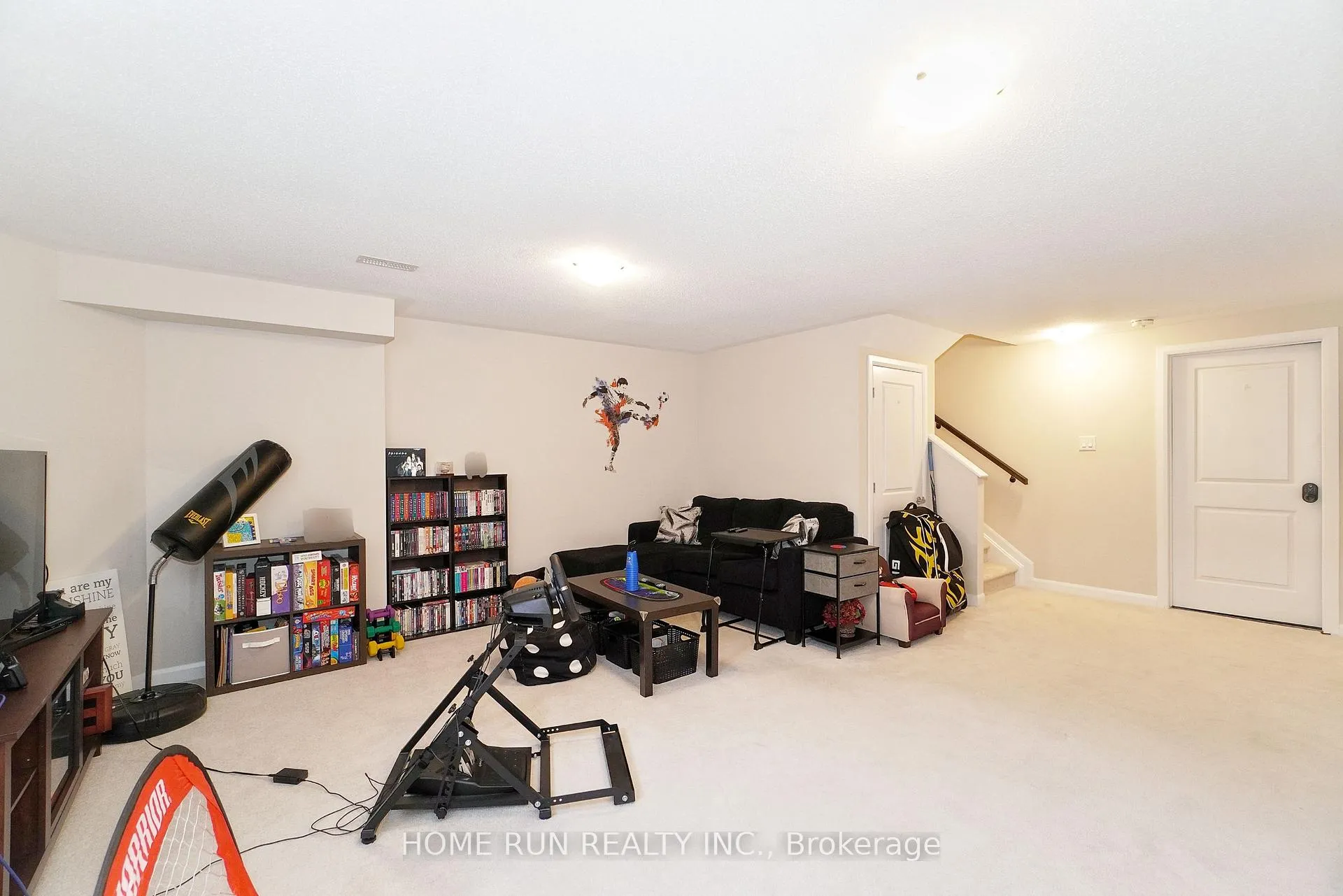 Photo 29 of 831 Dynasty Street, Ottawa, Avalon East — HOMEH