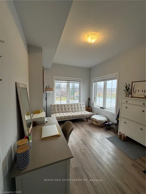 Photo 4 of Unit 84, 124 Compass Trail, Cambridge — HOMEH