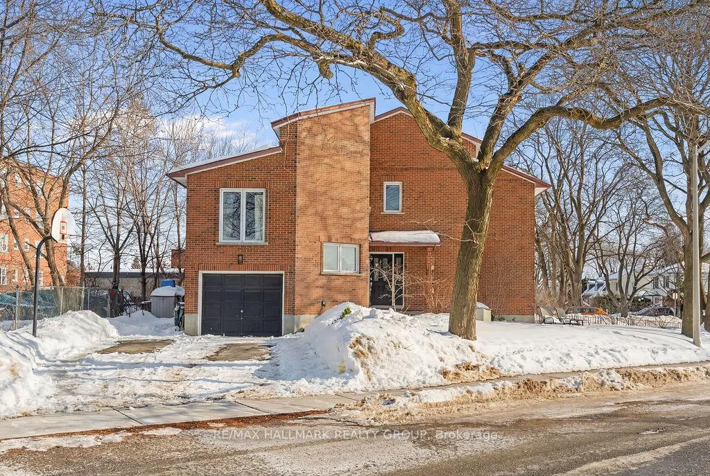 Front of 217 Dovercourt Avenue